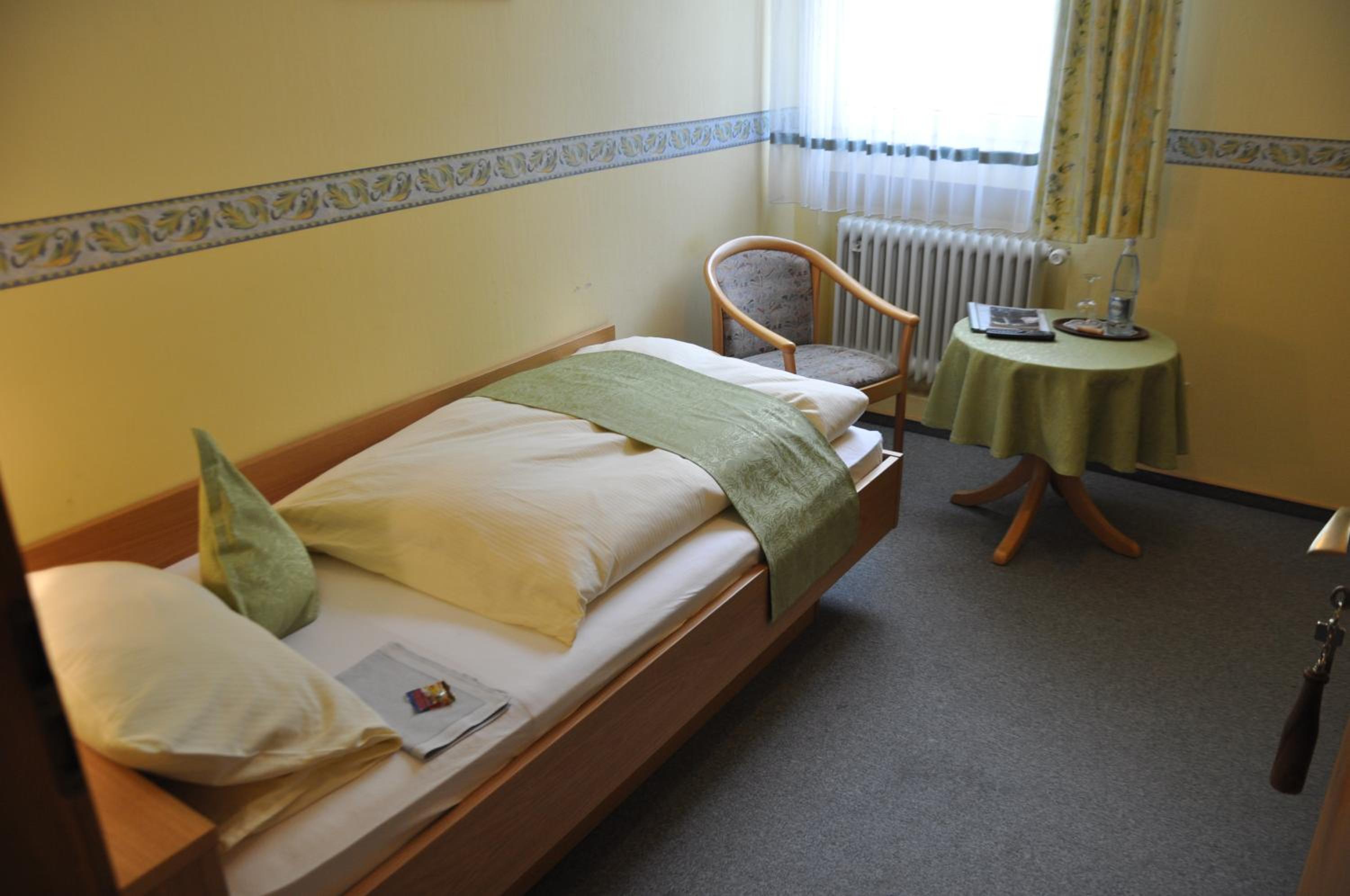 Single Room photo 1