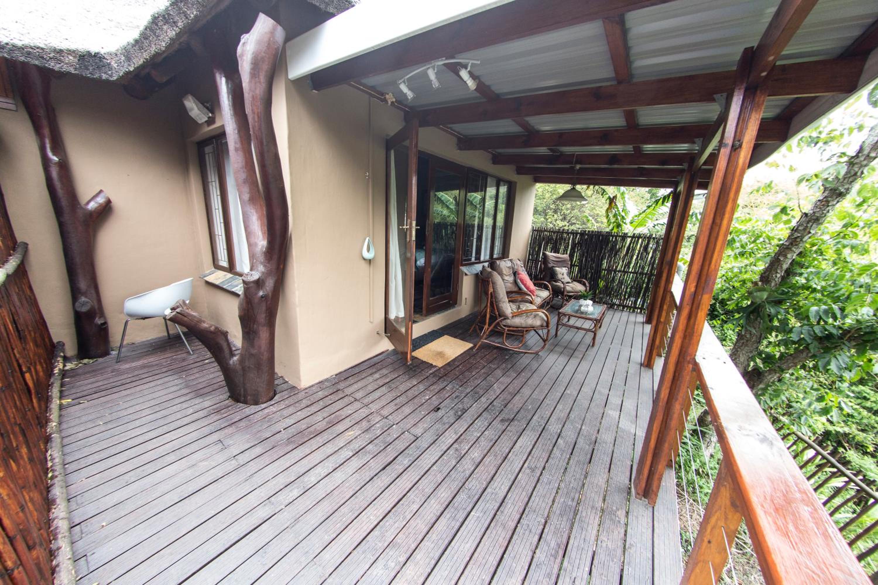 Bungalow - Water Front  photo 2