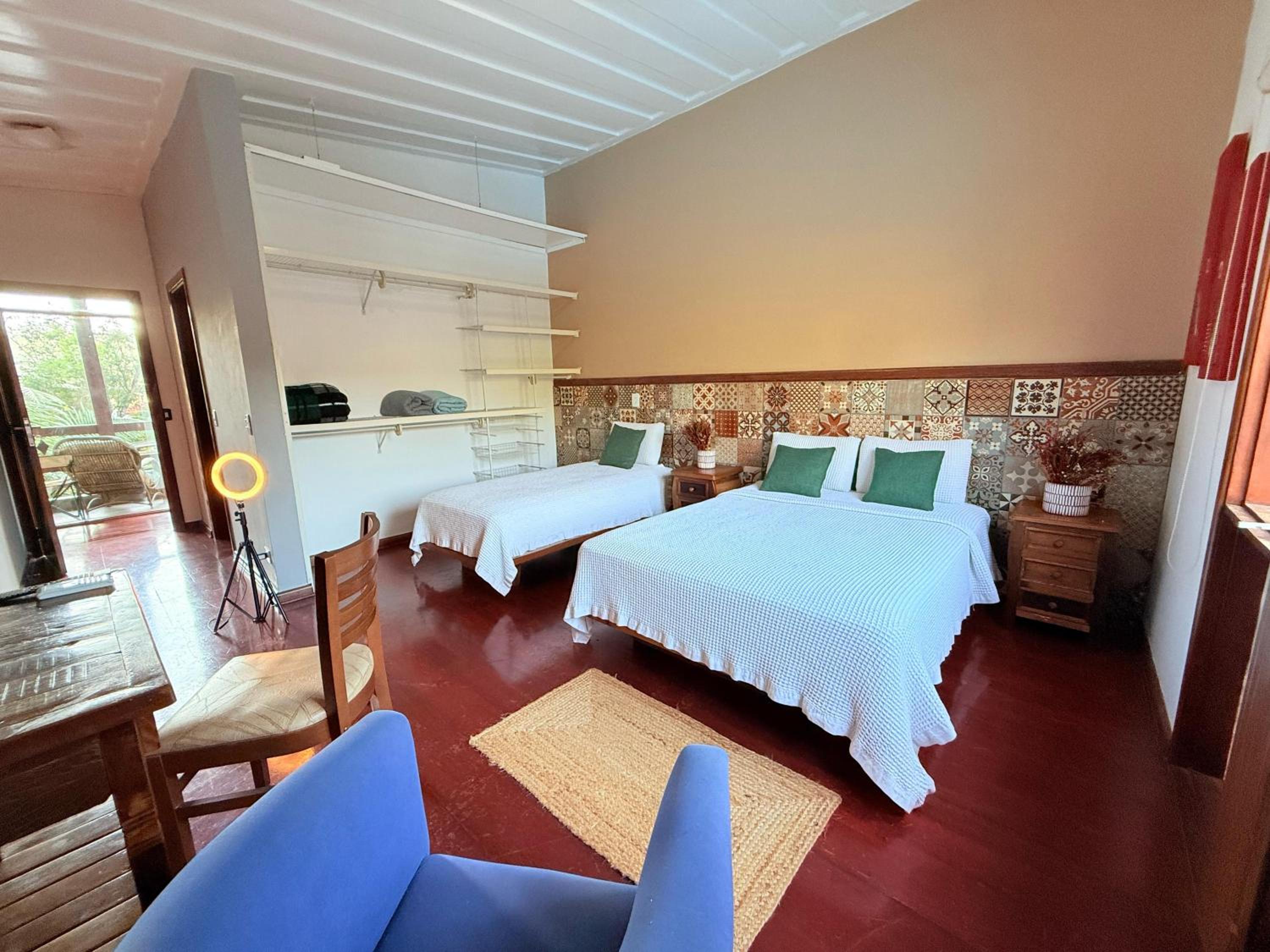 Deluxe Suite with Spa Bath