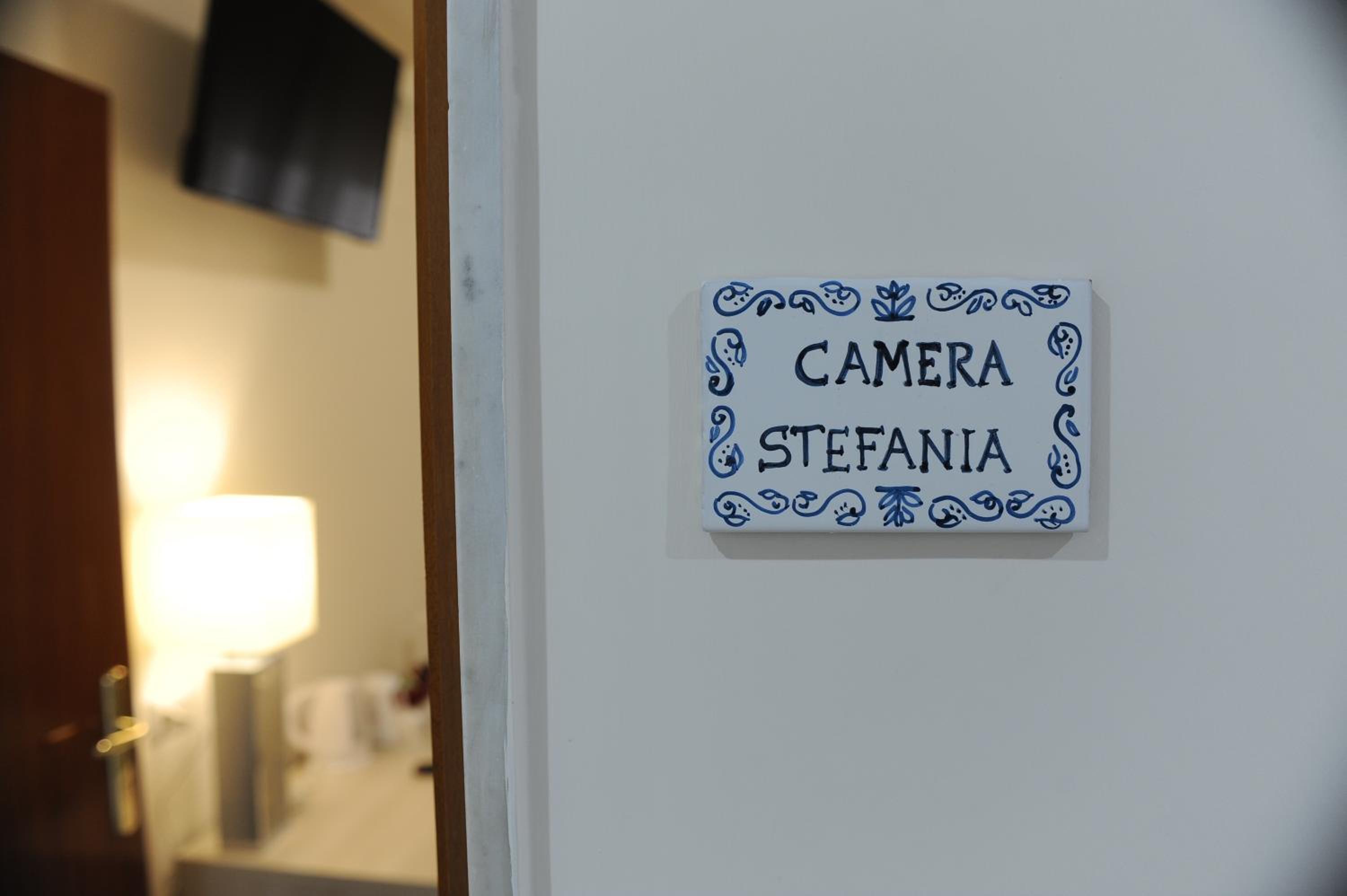Double Room - Photo 3