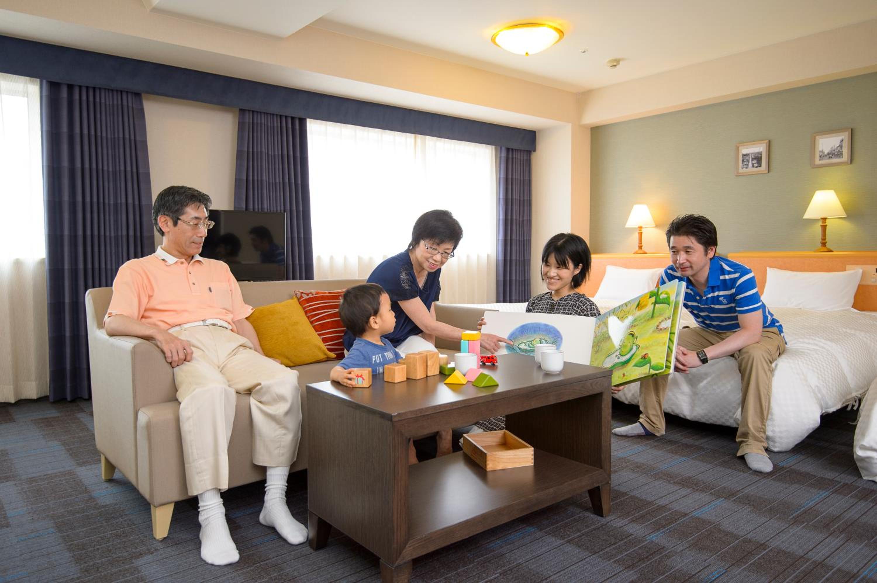 Baby Friendly Room - Non-Smoking - Photo 8