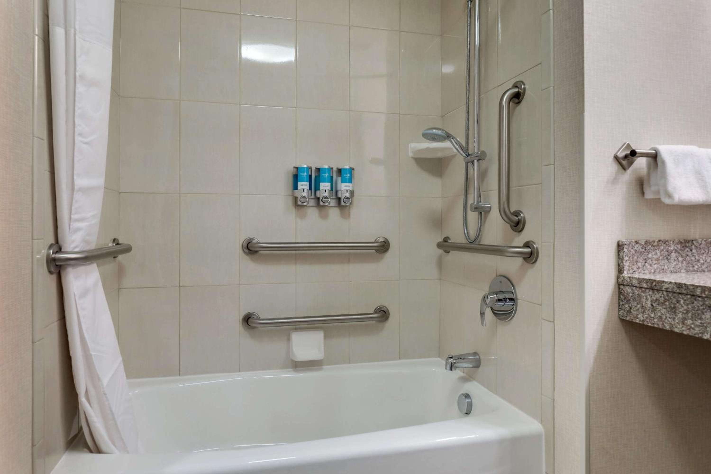 Superior King Room - Accessible, Tub