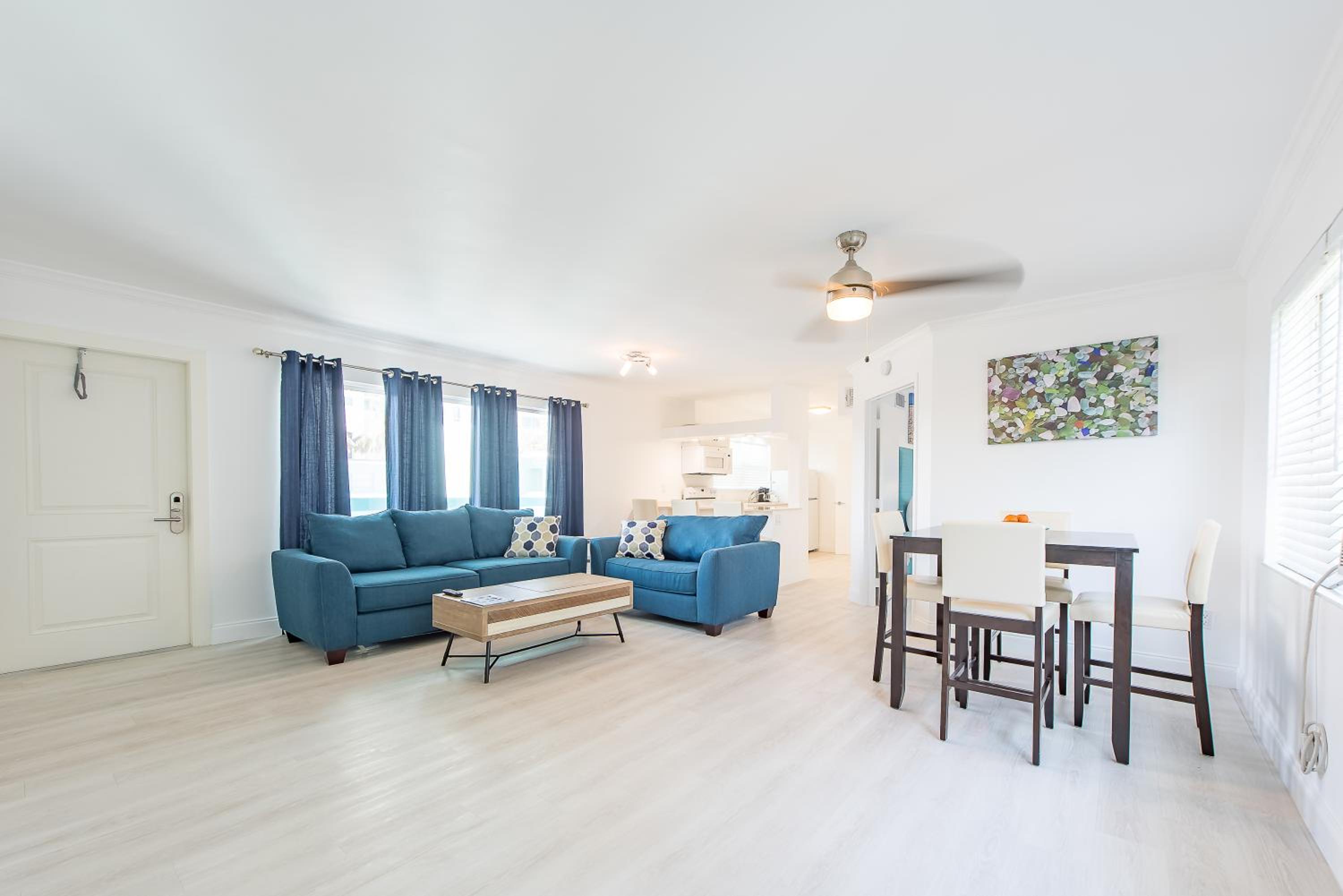 Penthouse Apartment - Photo 7