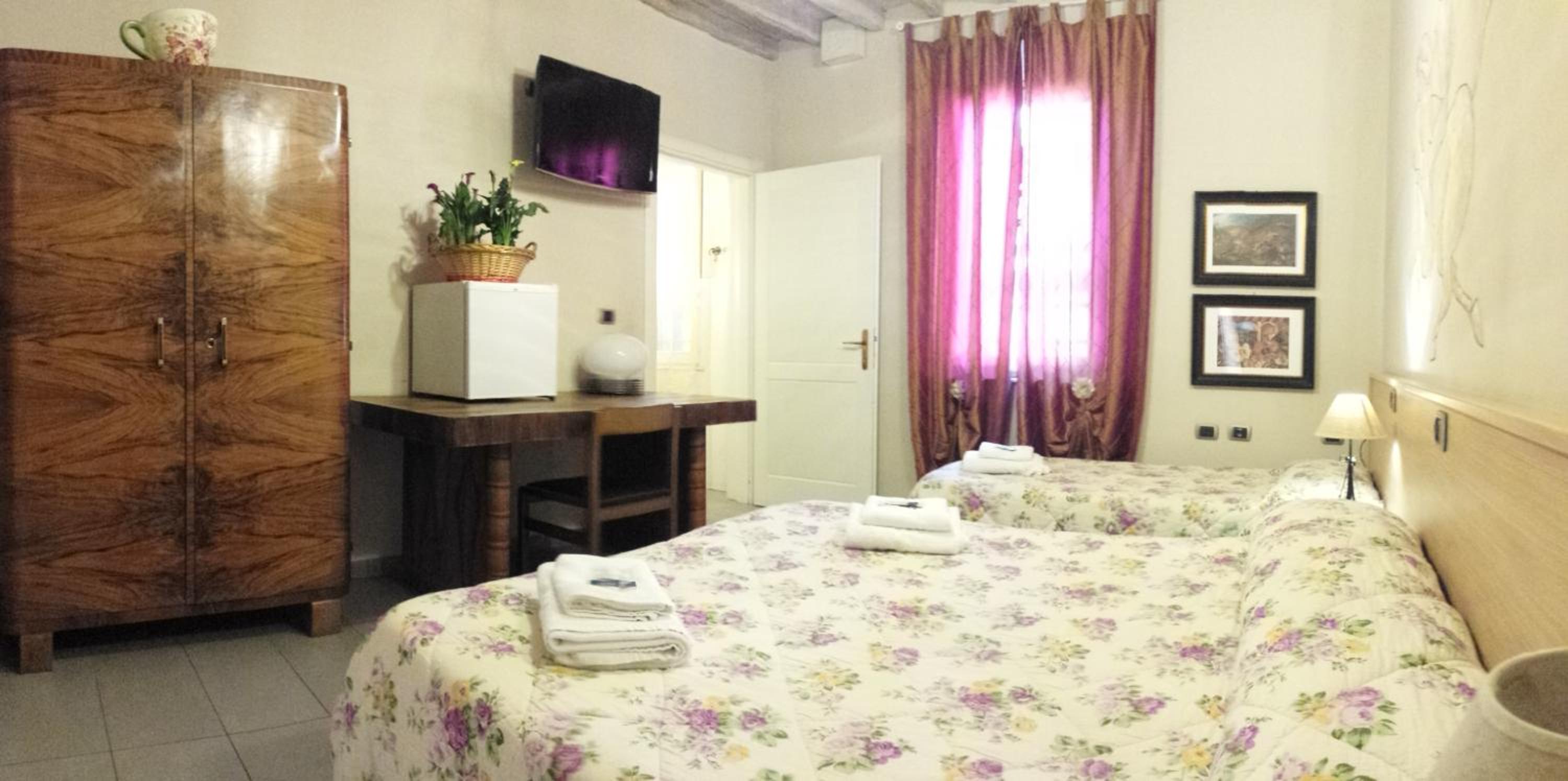 Triple Room - Photo 1