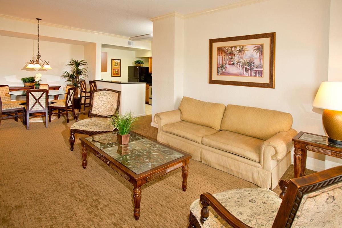 Four-Bedroom Four Bath Family Suite