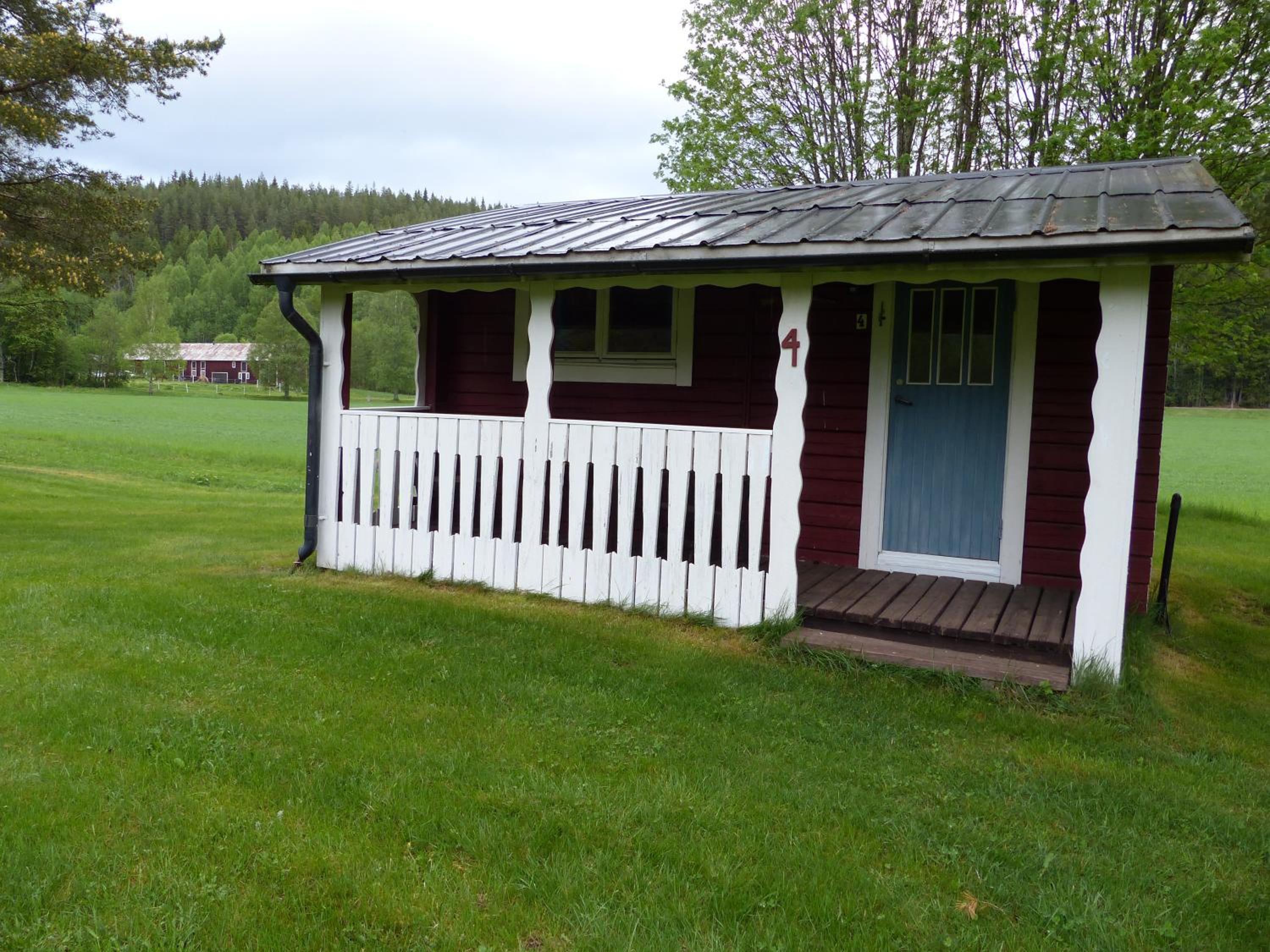 One-Bedroom House - Photo 2