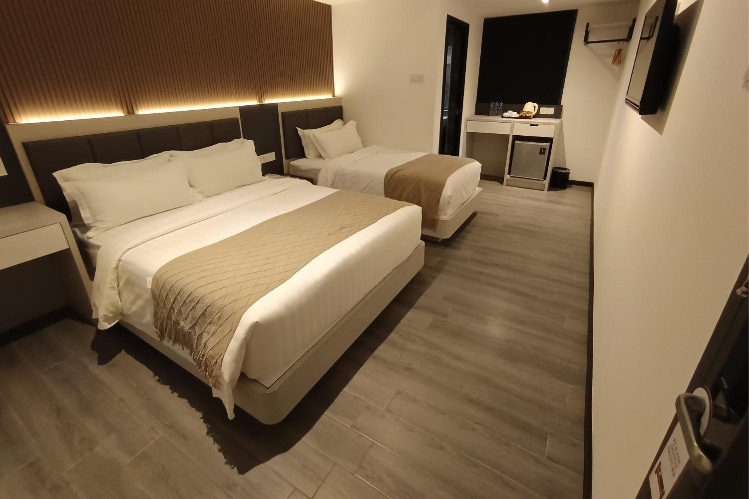 Triple Room without Window - Photo 2