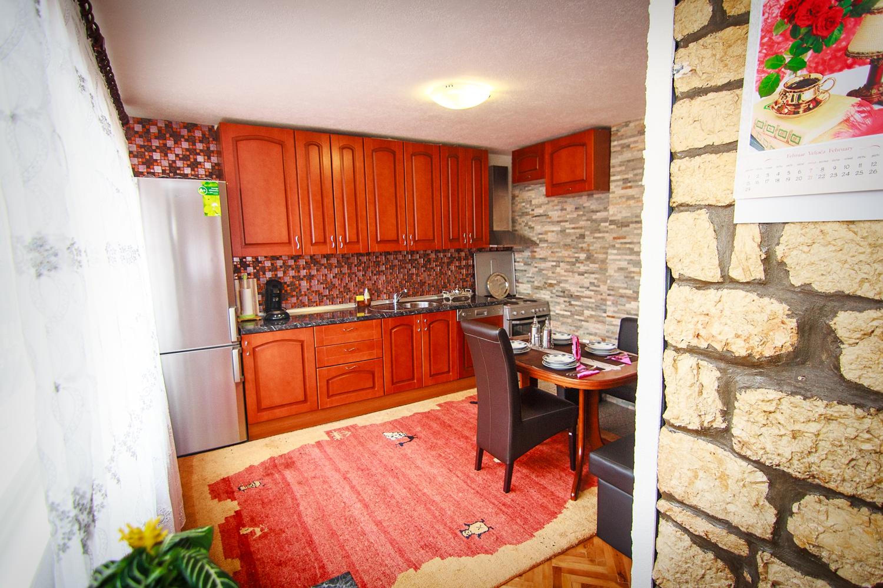 Apartment with Balcony photo 3