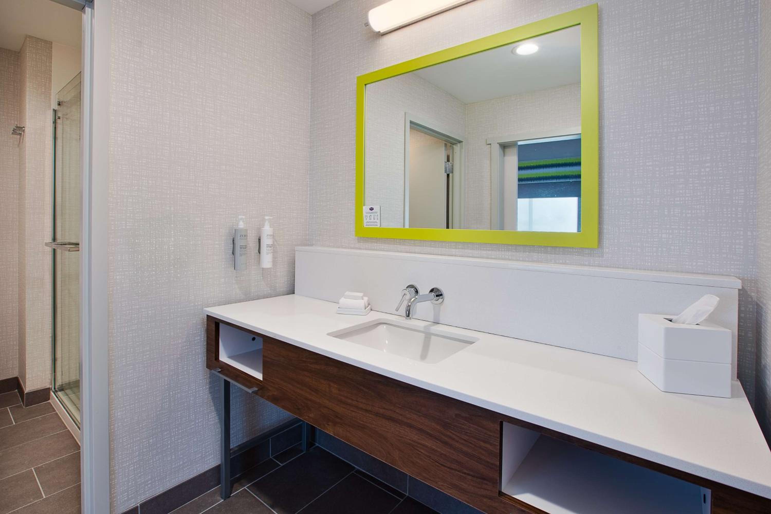 King Studio Suite - Photo 1