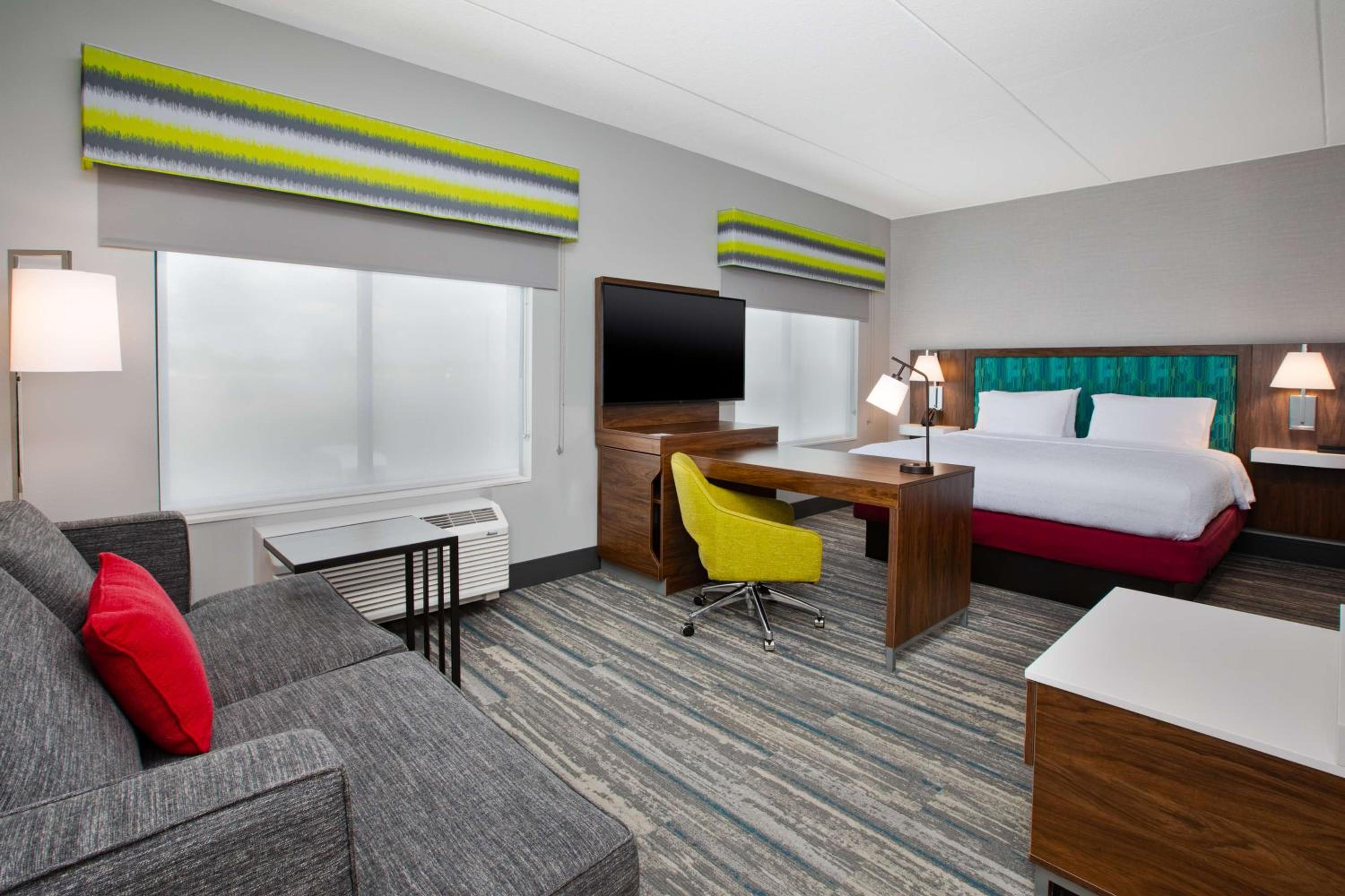 King Studio Suite - Photo 2