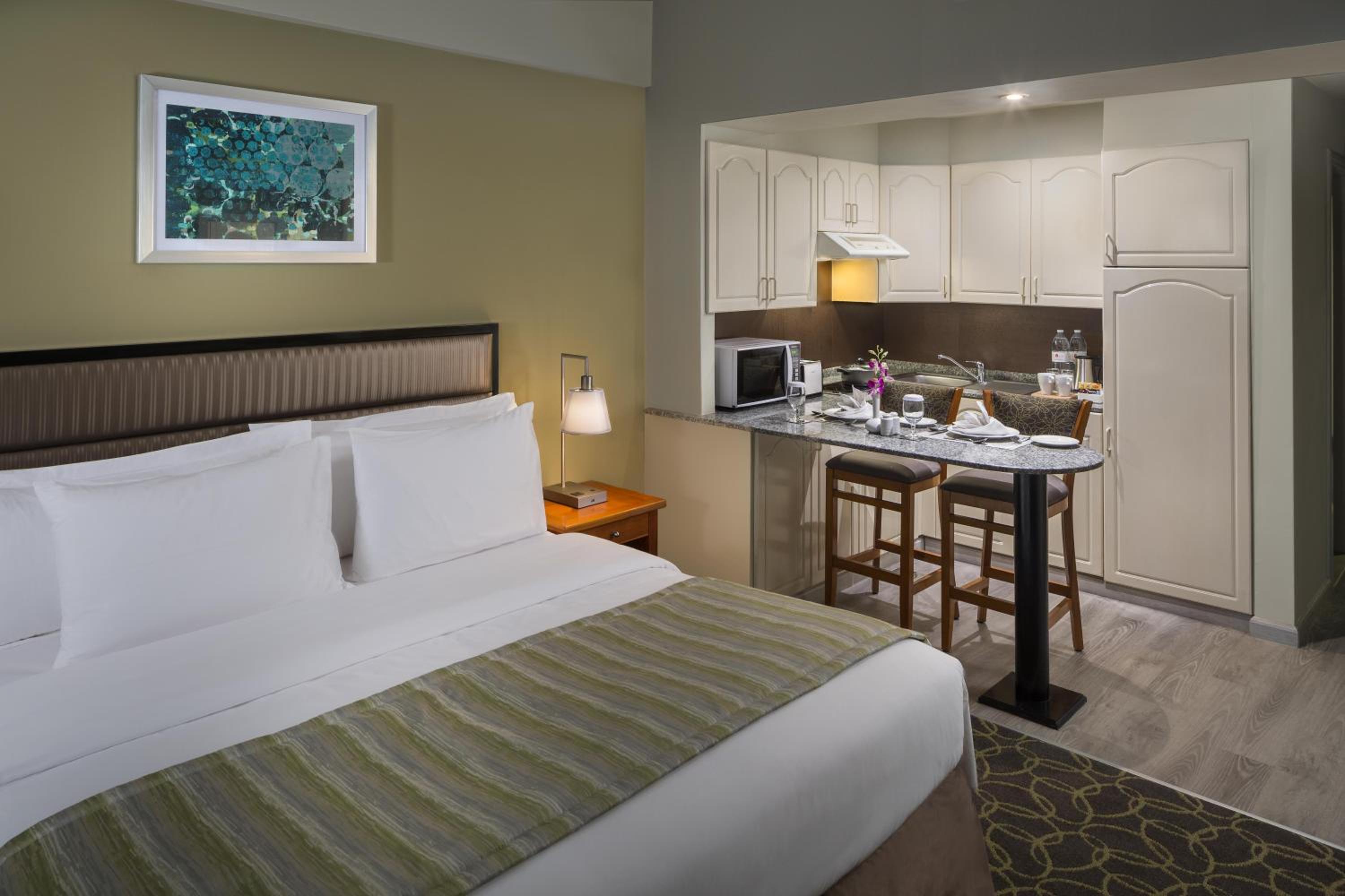 Interconnecting Studio - 20% Discount on Food, Beverages and Laundry. 10am Early Check-In and 2pm Late Check-Out (Subject to Availability) photo 1