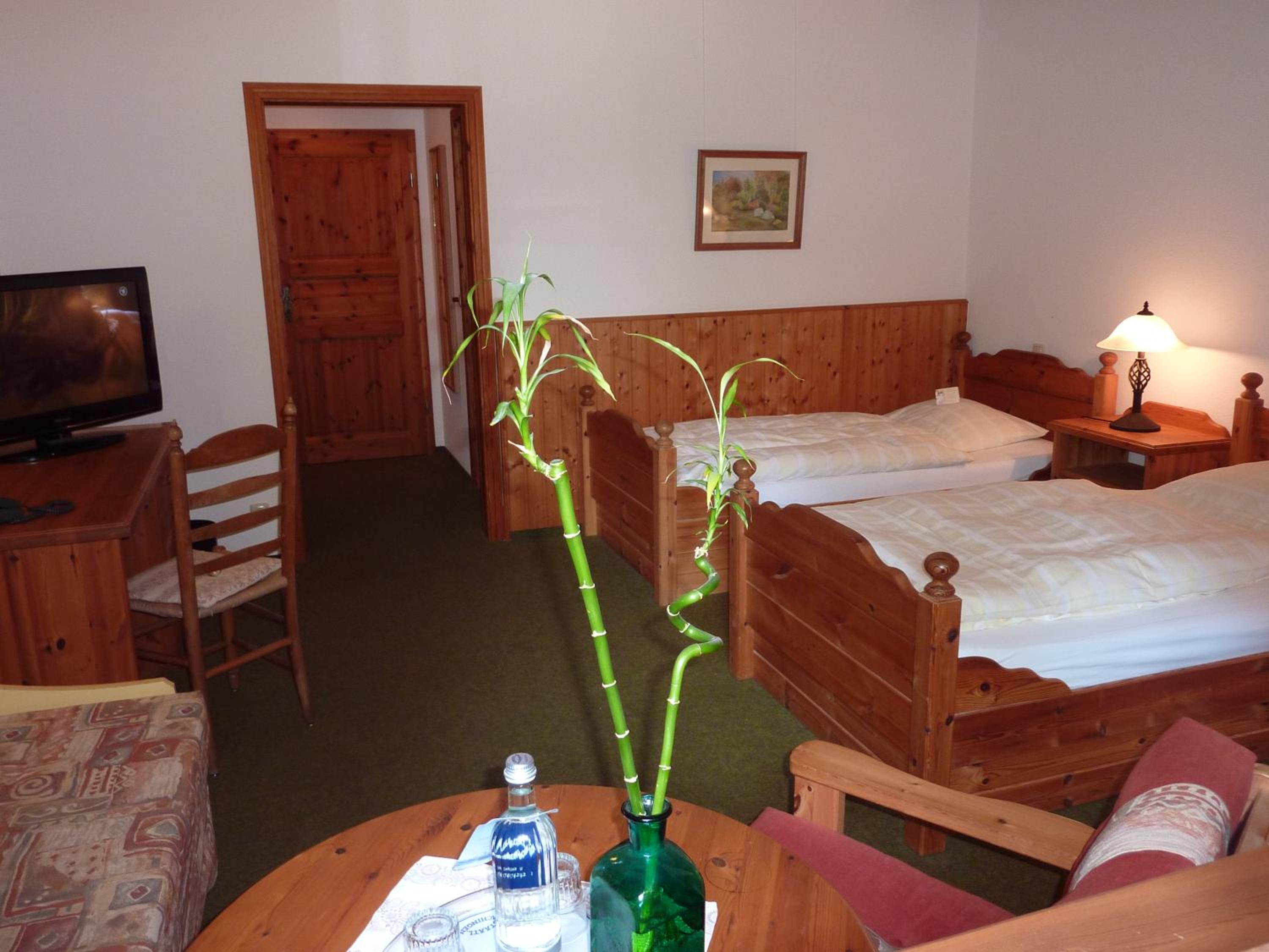 Double Room - Photo 7