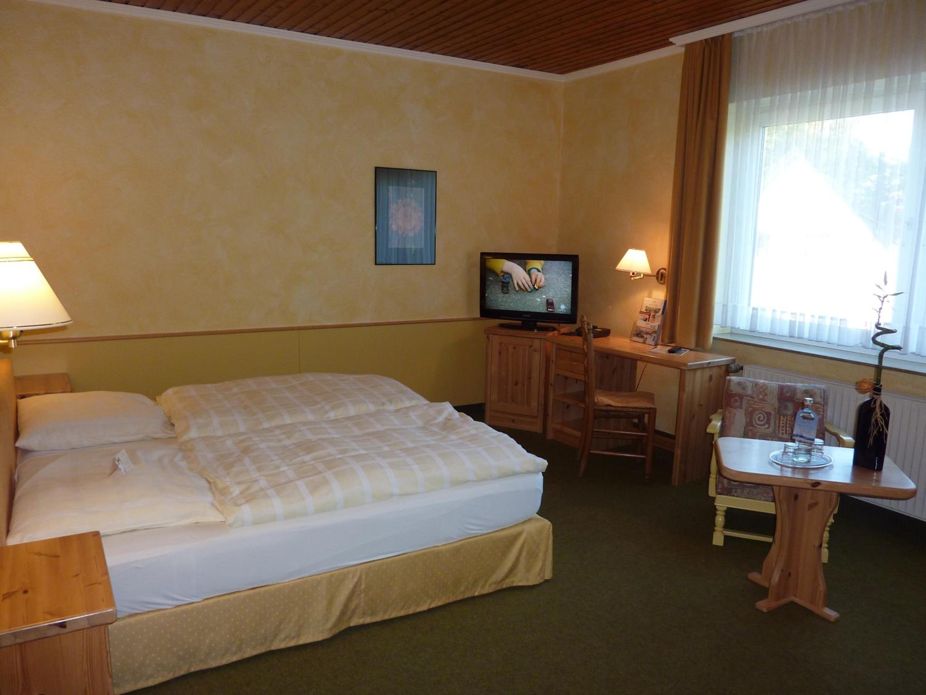 Double Room - Photo 8