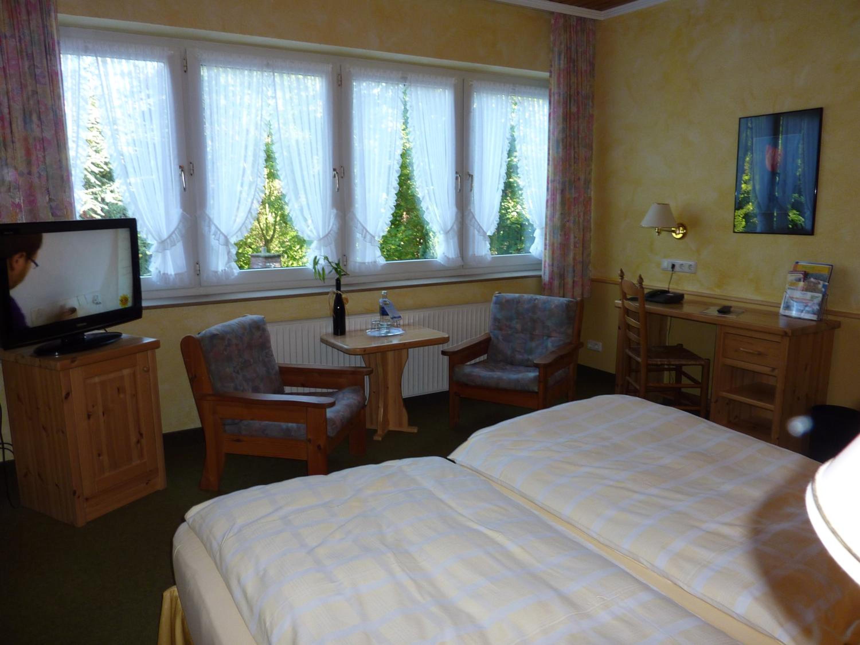 Double Room - Photo 2