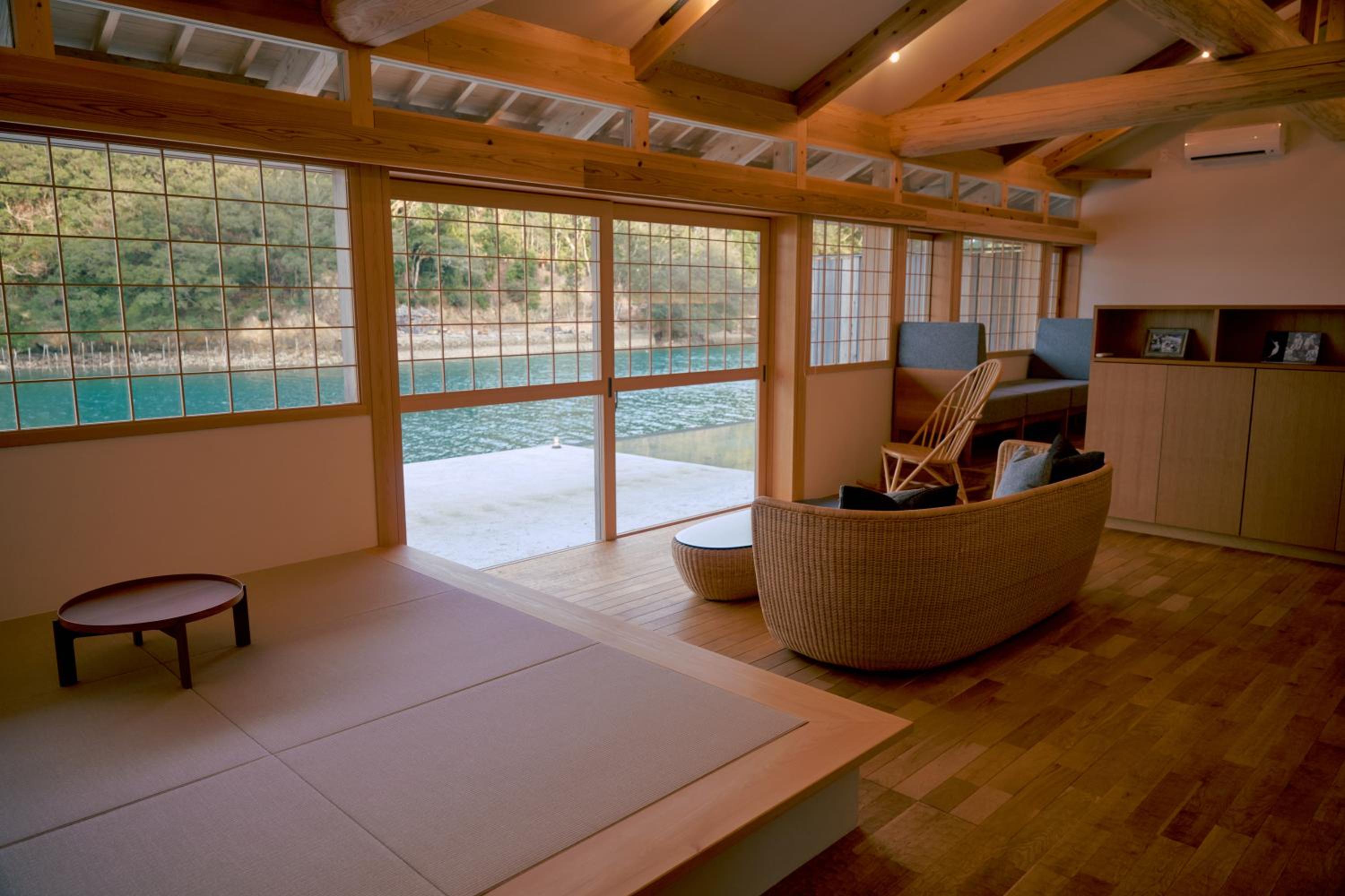 Deluxe Double Room with Balcony and Sea View photo 2
