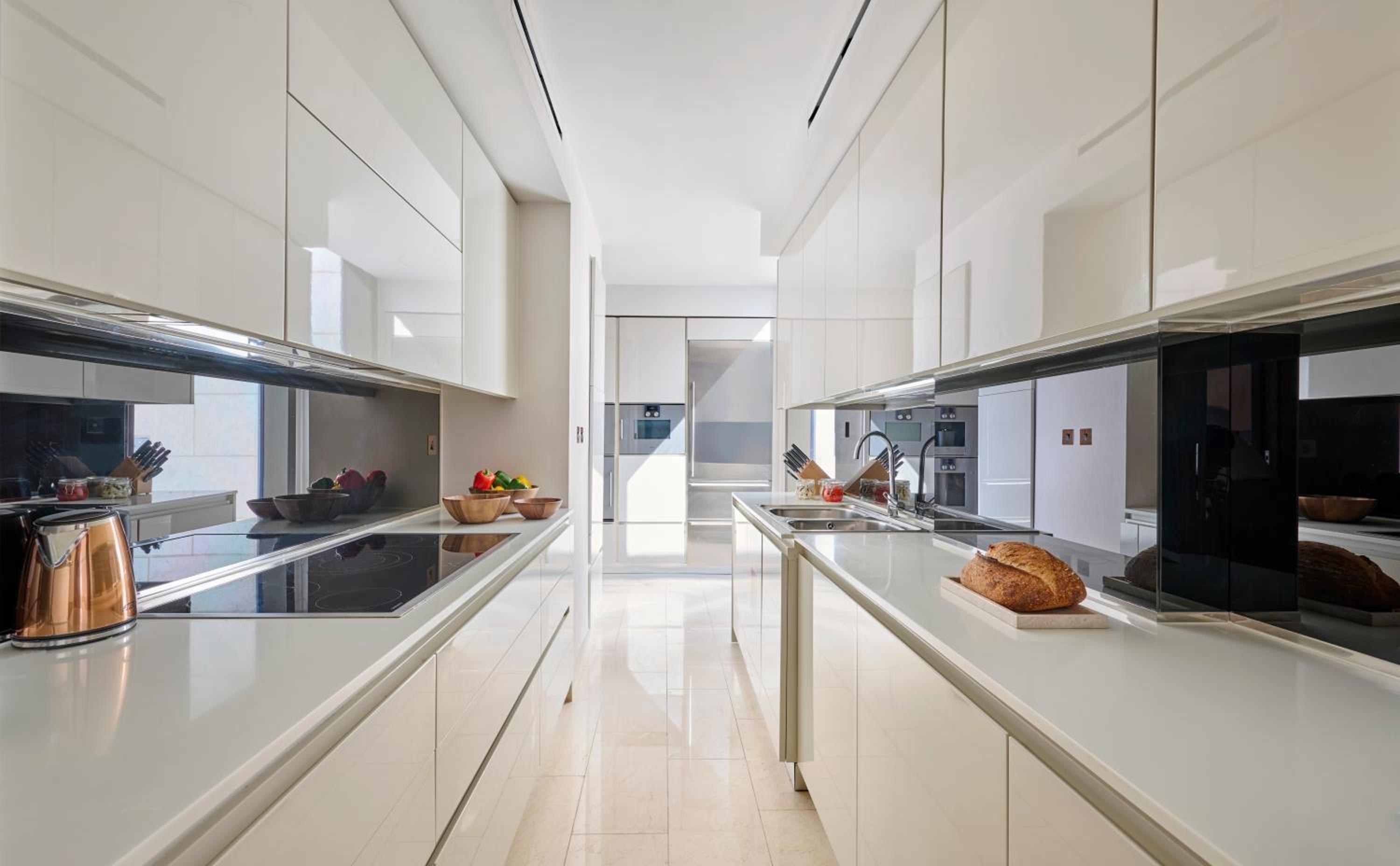 Four Bedroom Accessible Duplex Apartment-3 King 2 Twin photo 3