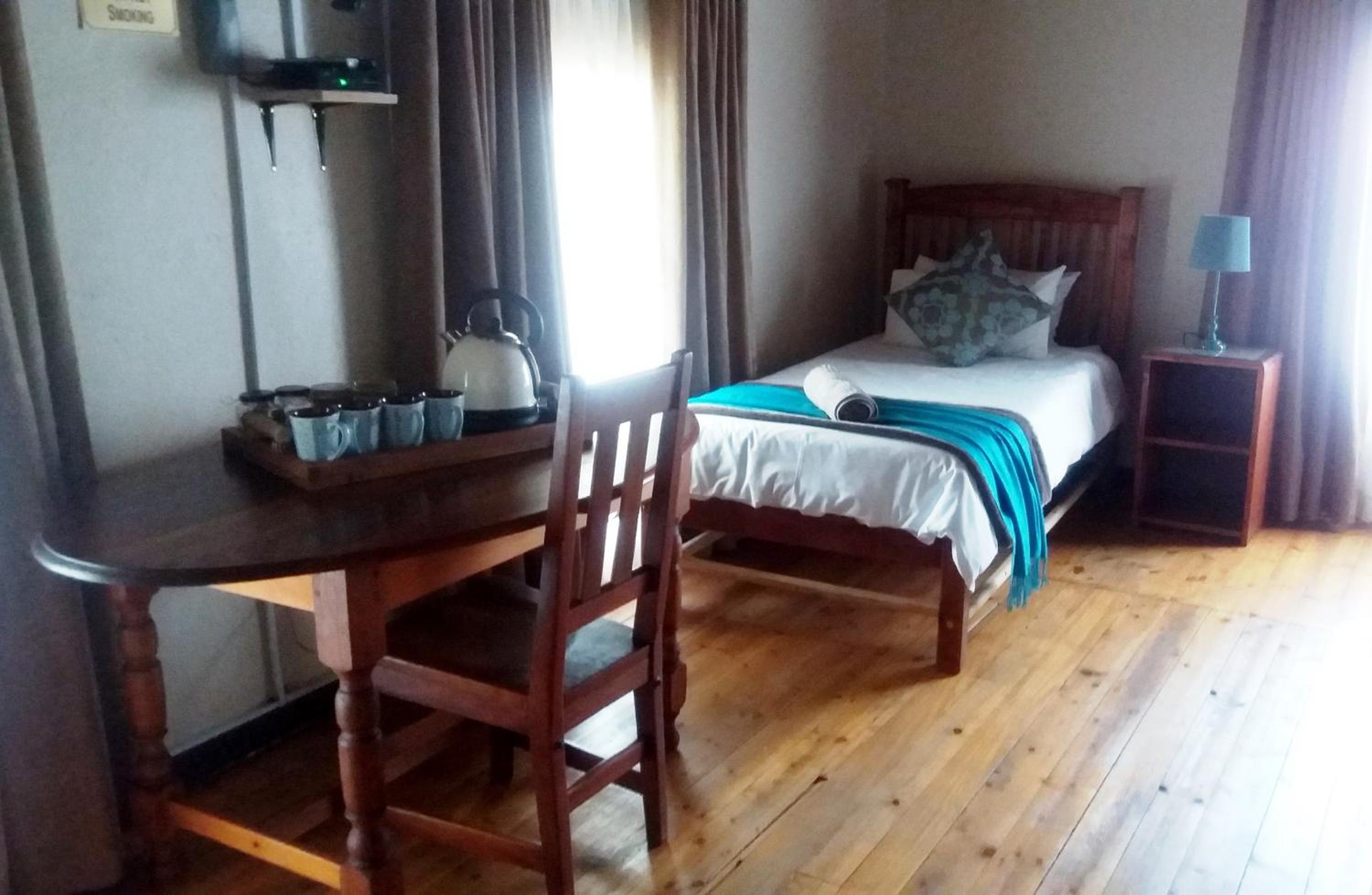 Family Room - Photo 4