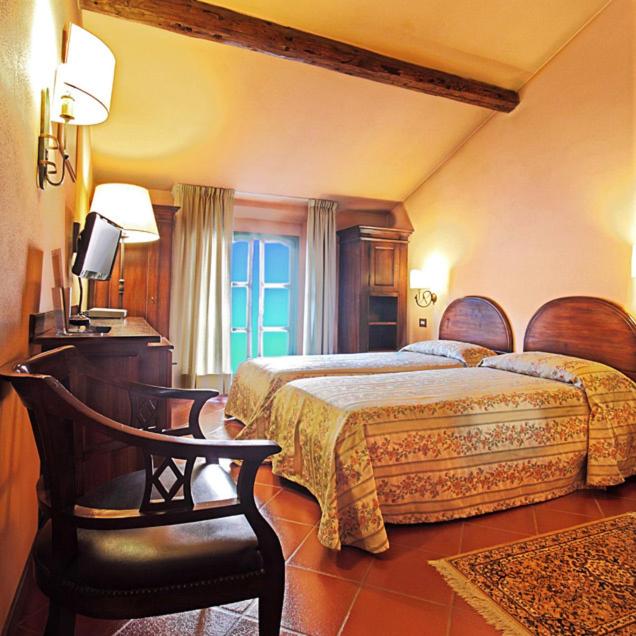 Twin Room - Photo 4