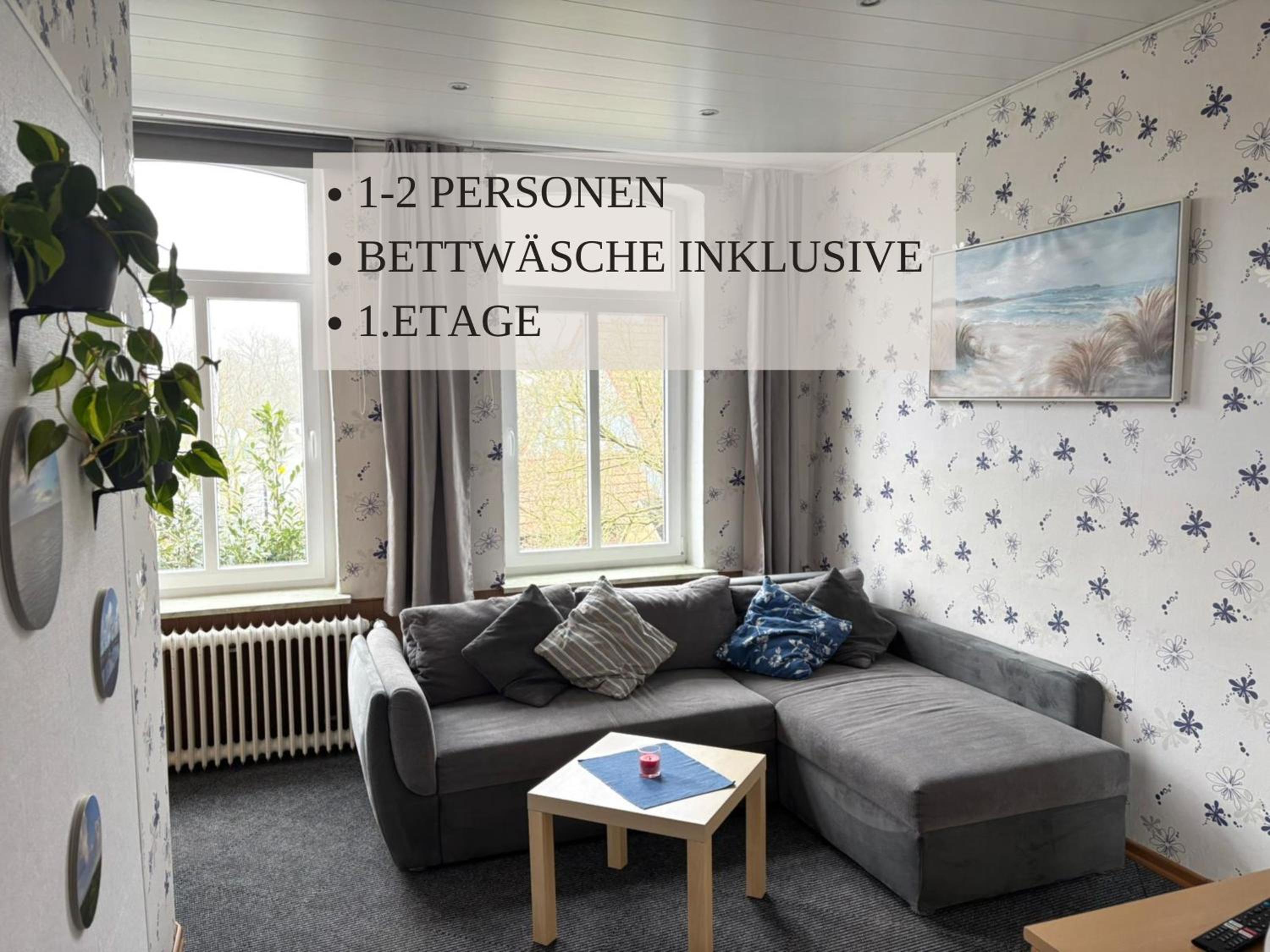 One-Bedroom Apartment with View photo 2