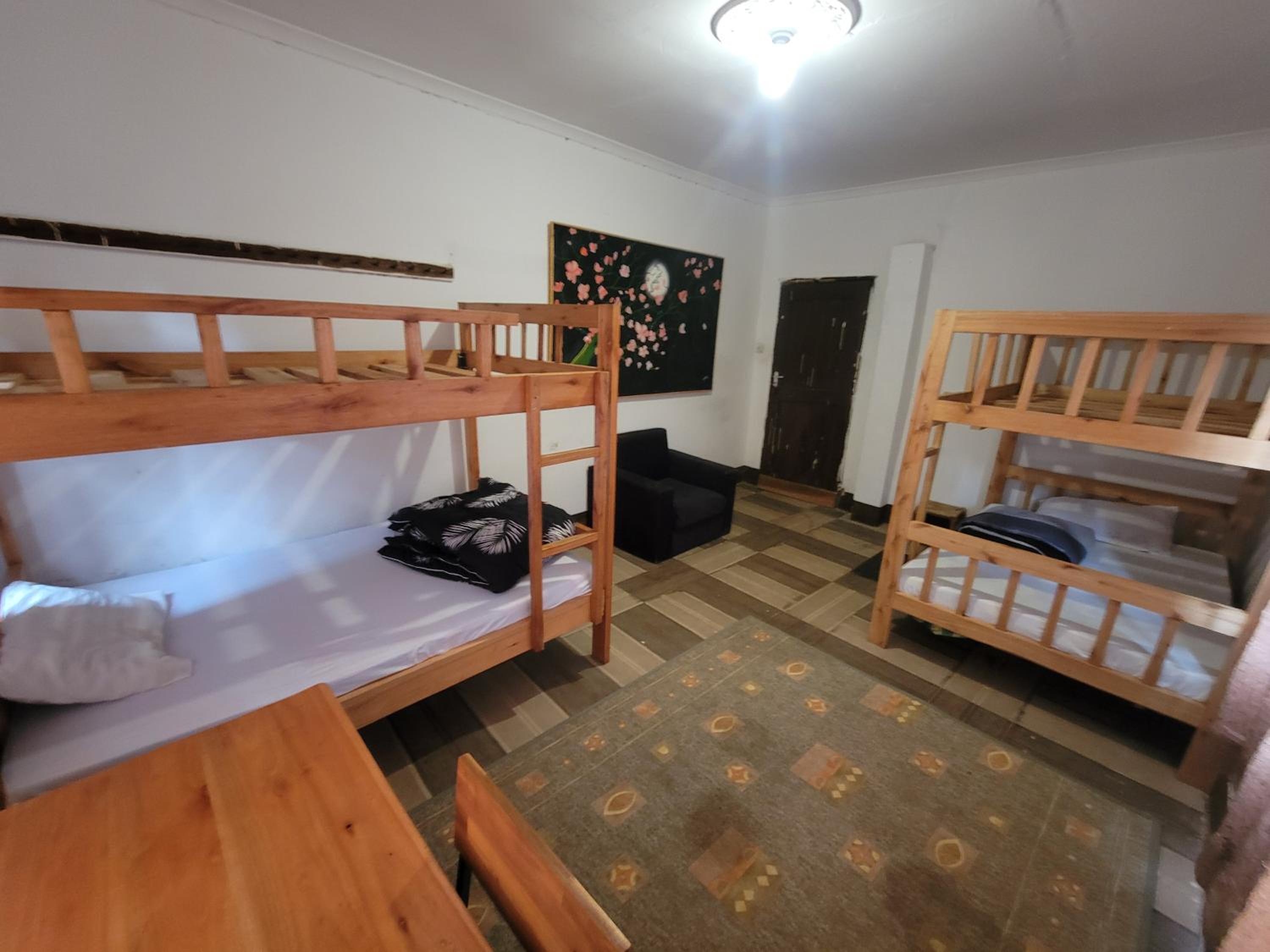 Mixed Dormitory Room