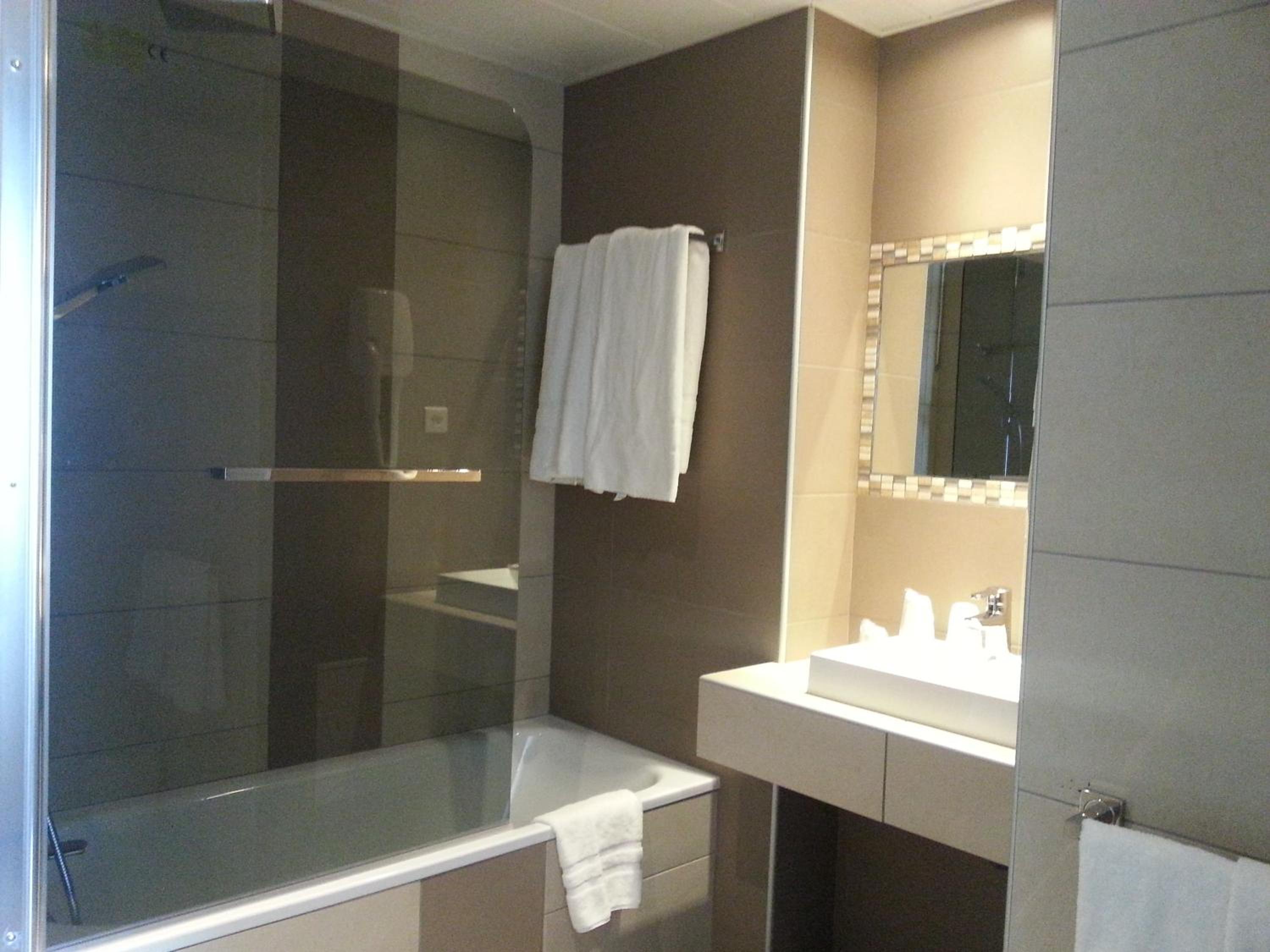 Triple Room 3 Beds - Photo 3