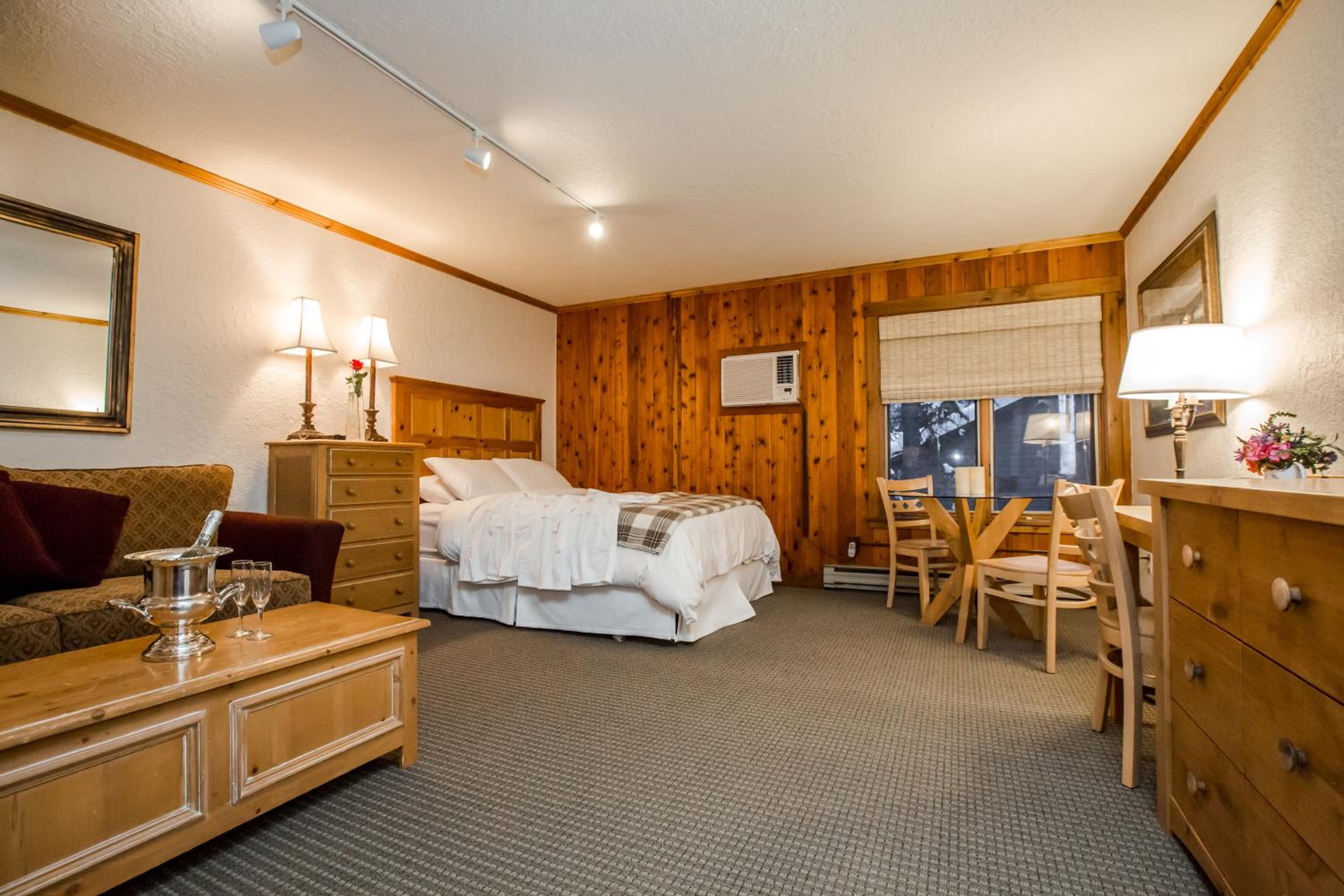 Deluxe Queen Room photo 1