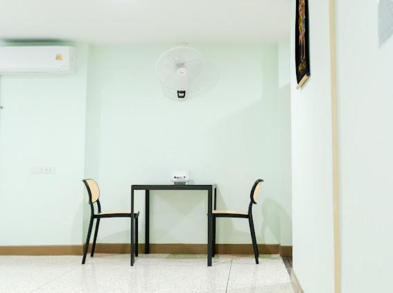 Standard Double Room with Shared Bathroom photo 1