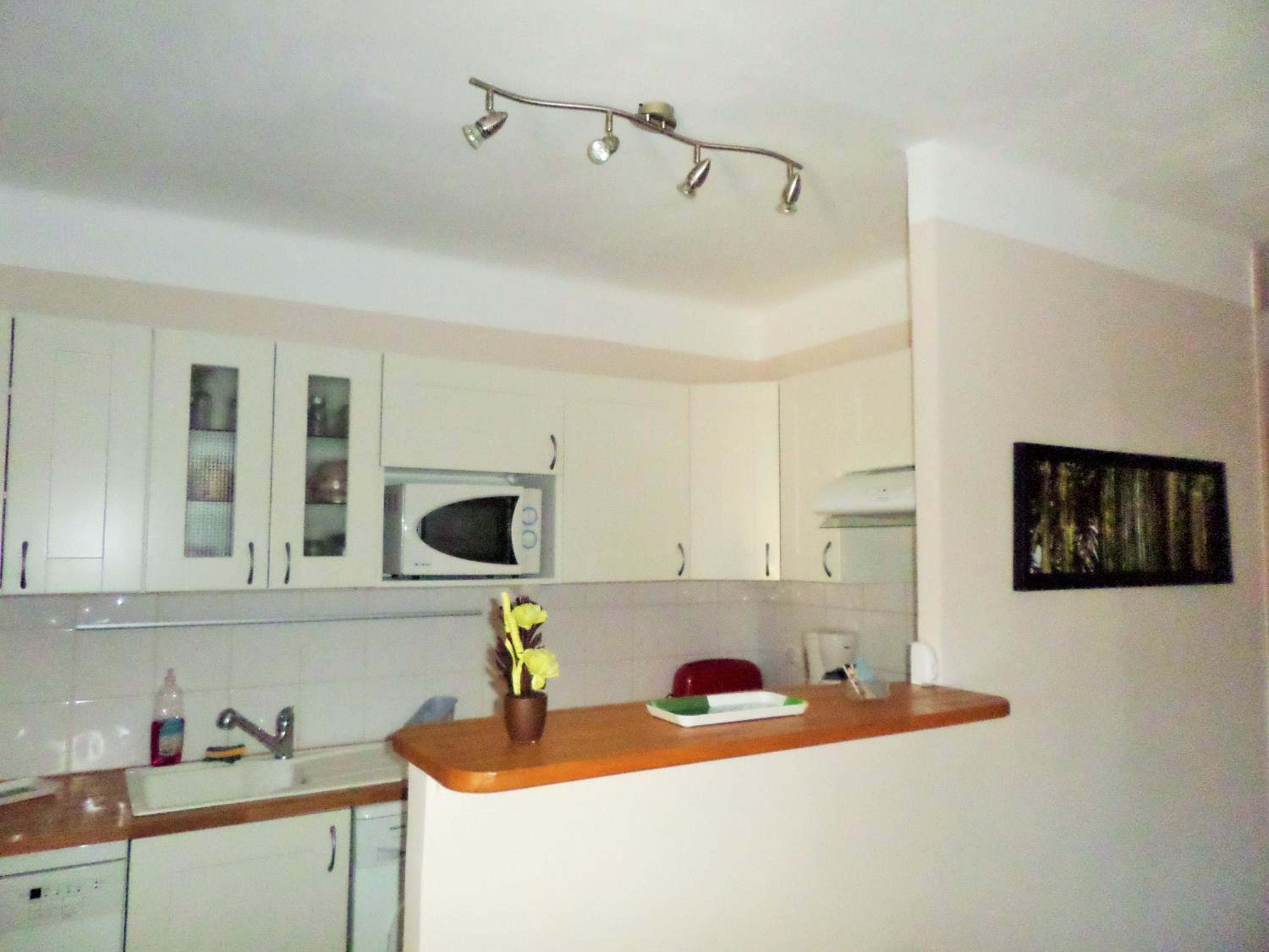 Two-Bedroom Apartment - Photo 16