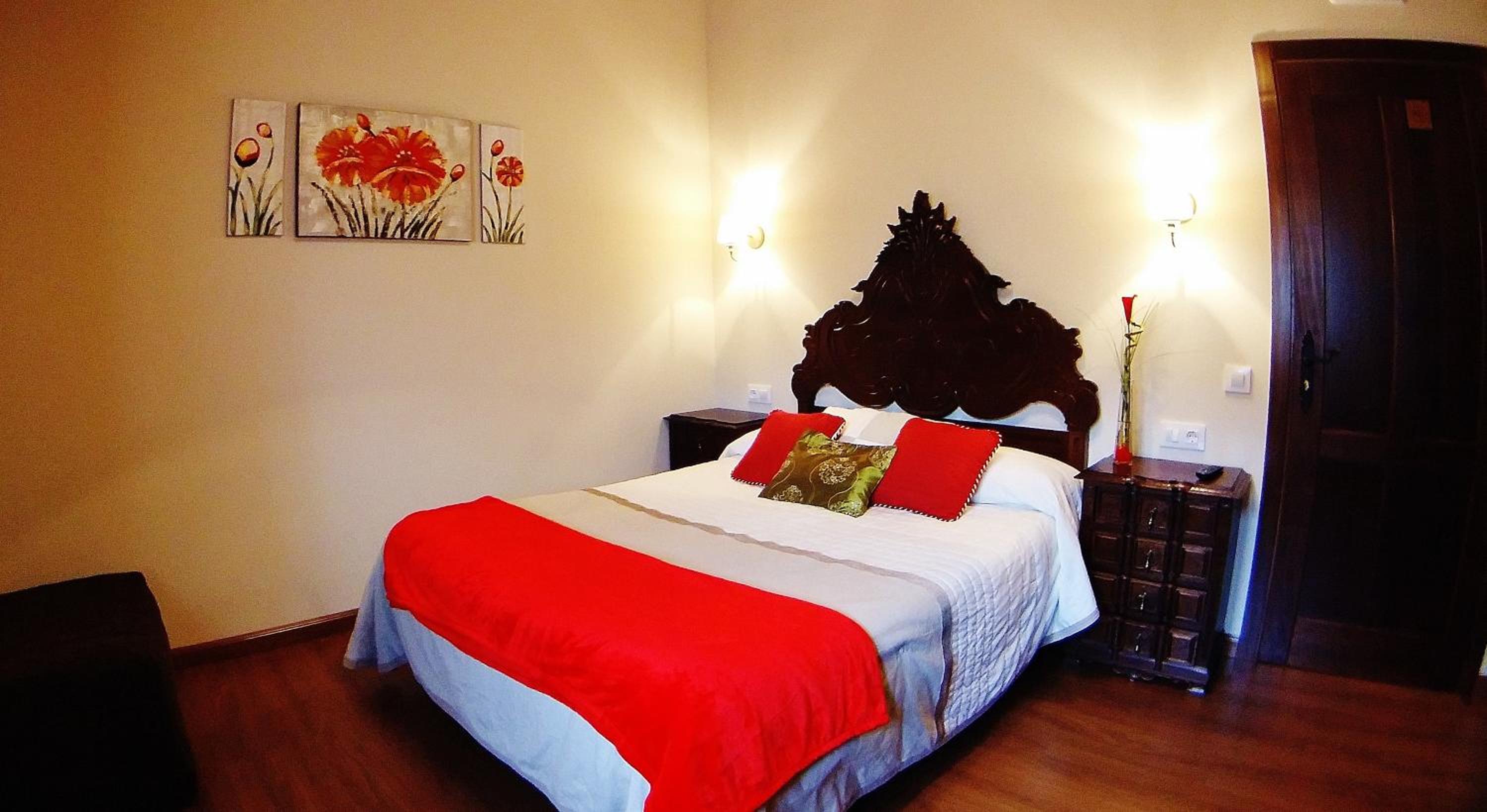Economy Double Room photo 2