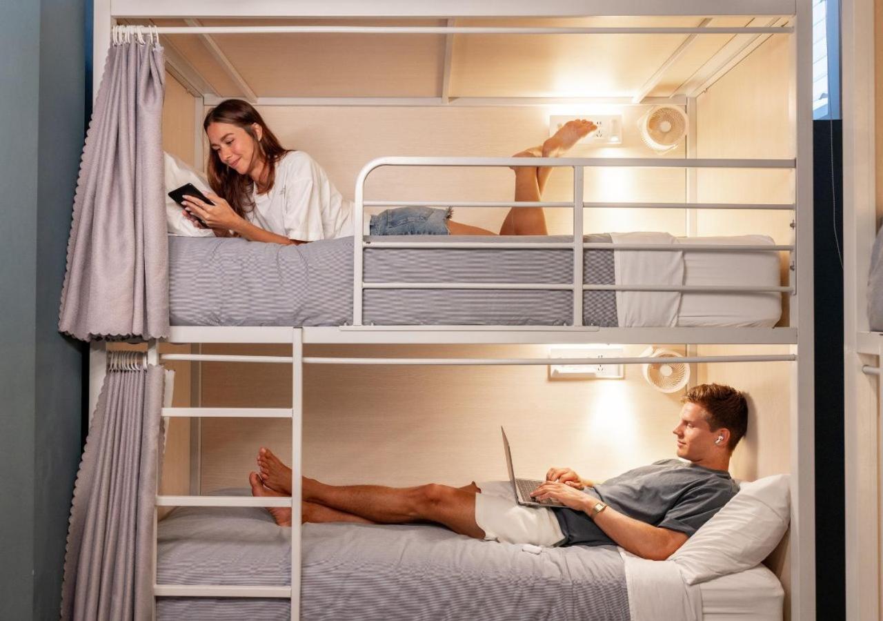 Bed in 3-Bed Mixed Dormitory Room with Shared Bathroom (Ages 18-40 years) photo 3