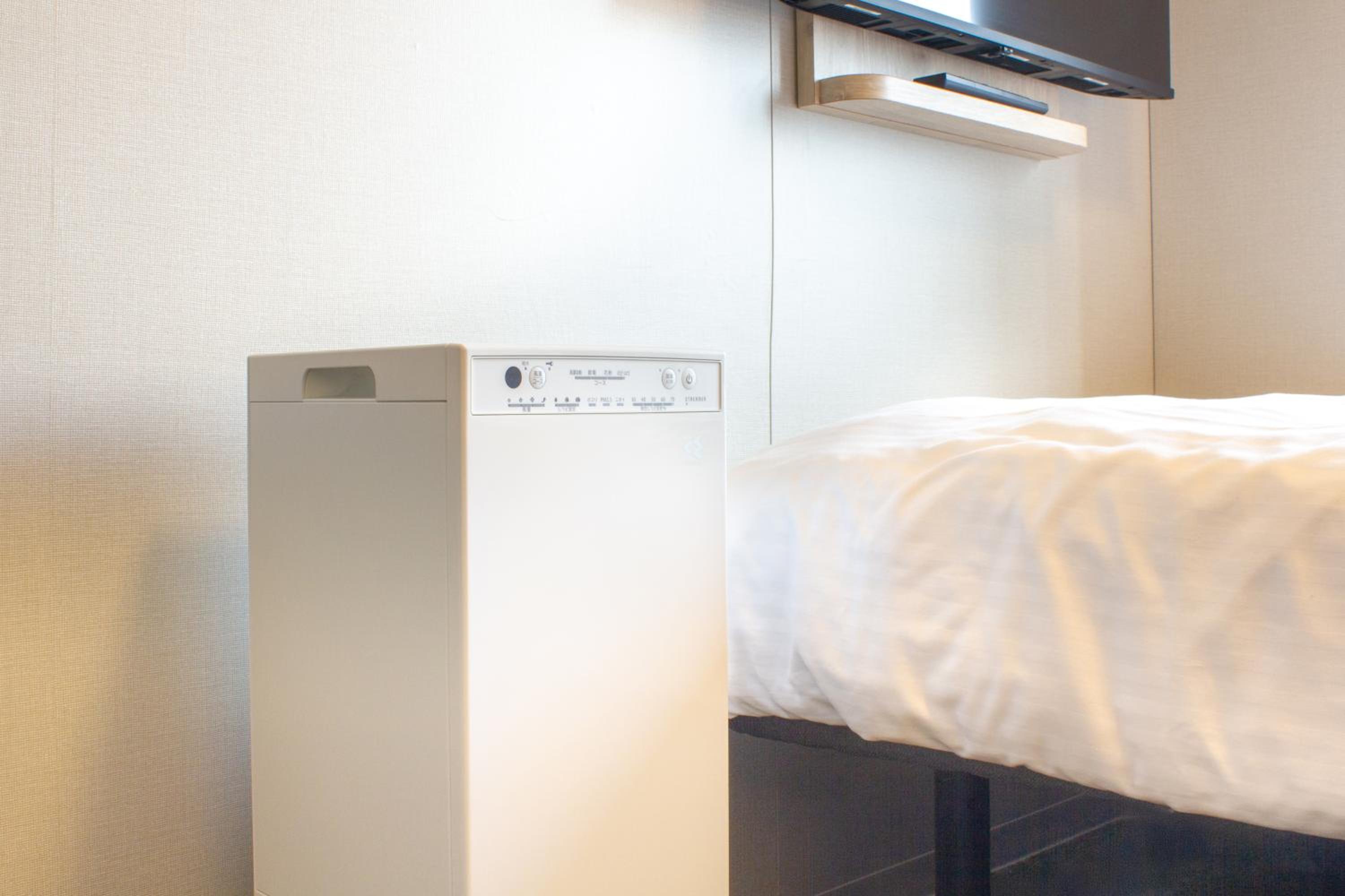Standard Single Room with Shower - Non-Smoking photo 2