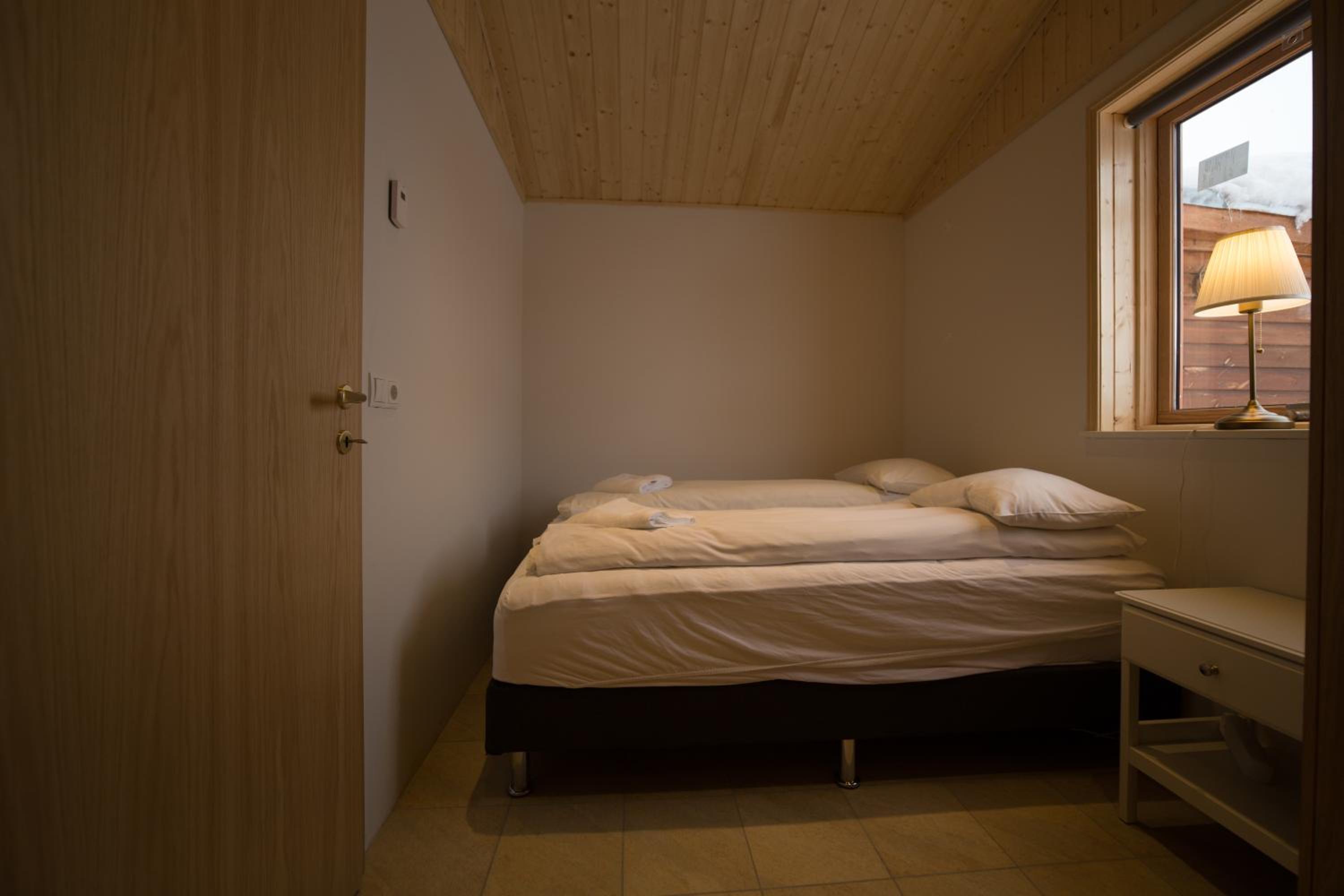 Two-Bedroom Cottage - Photo 7