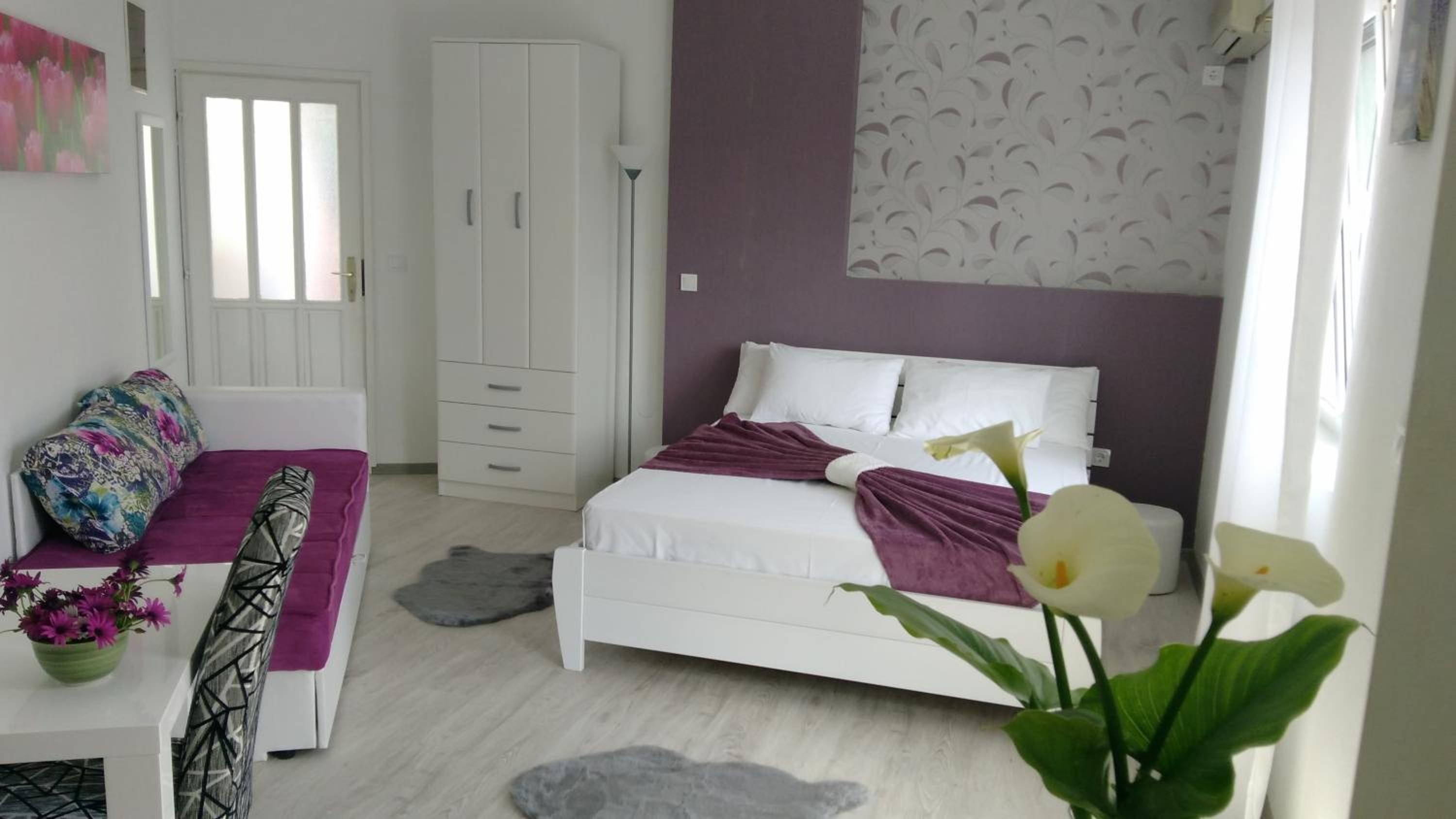 Studio with Terrace and Sea View - Photo 1