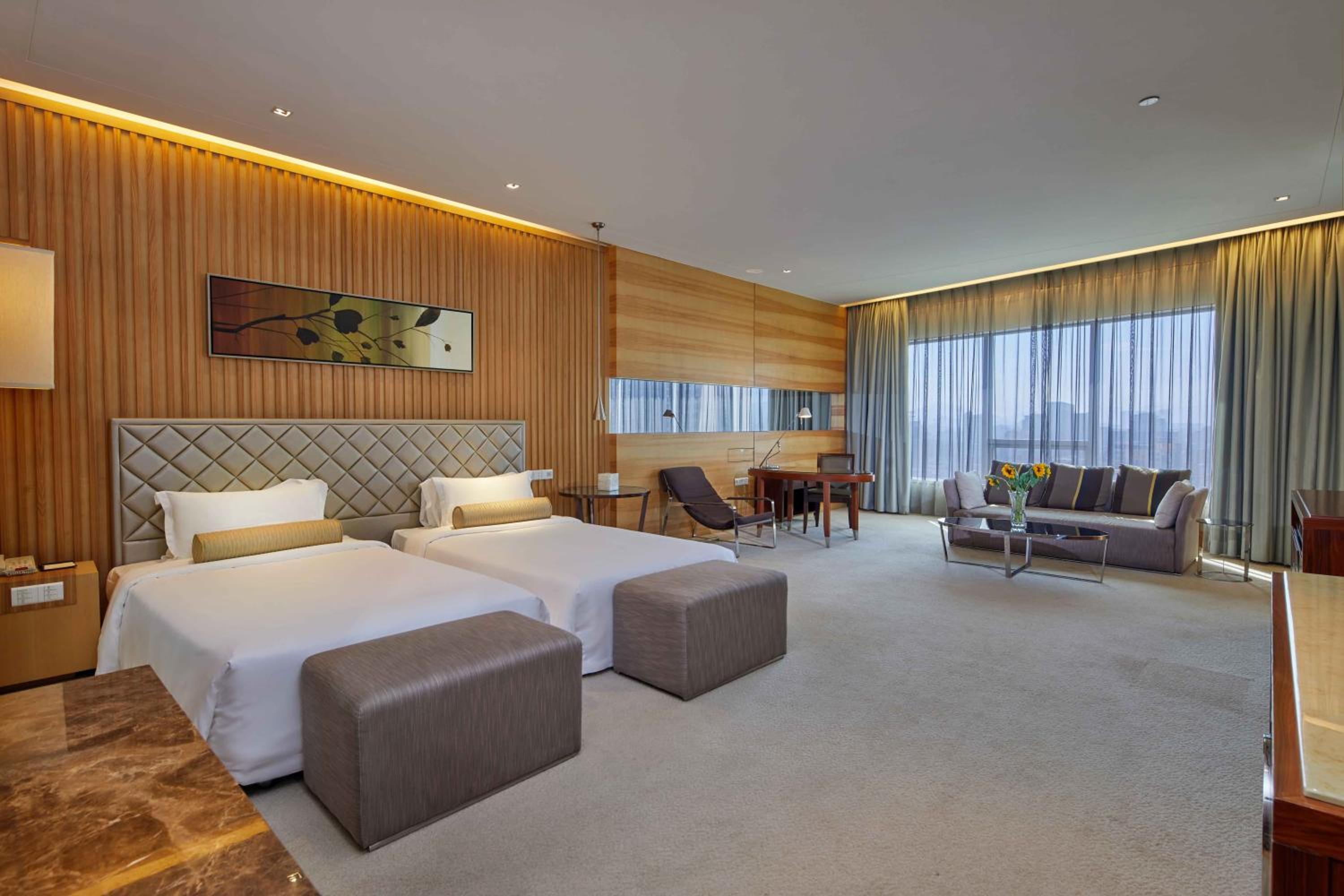 Deluxe Double Room with Bath