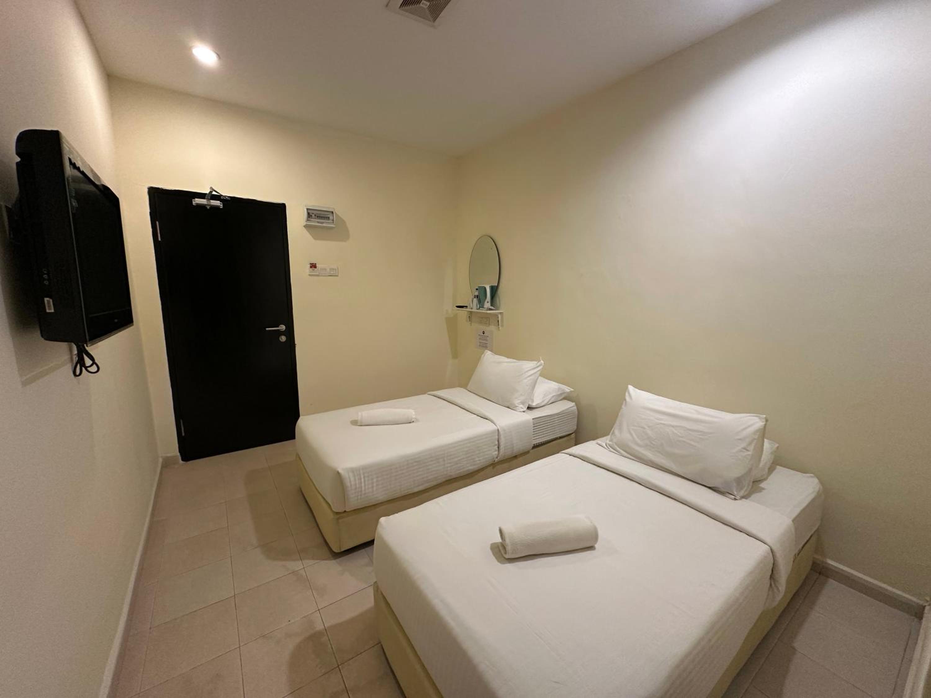 Budget Twin Room photo 1