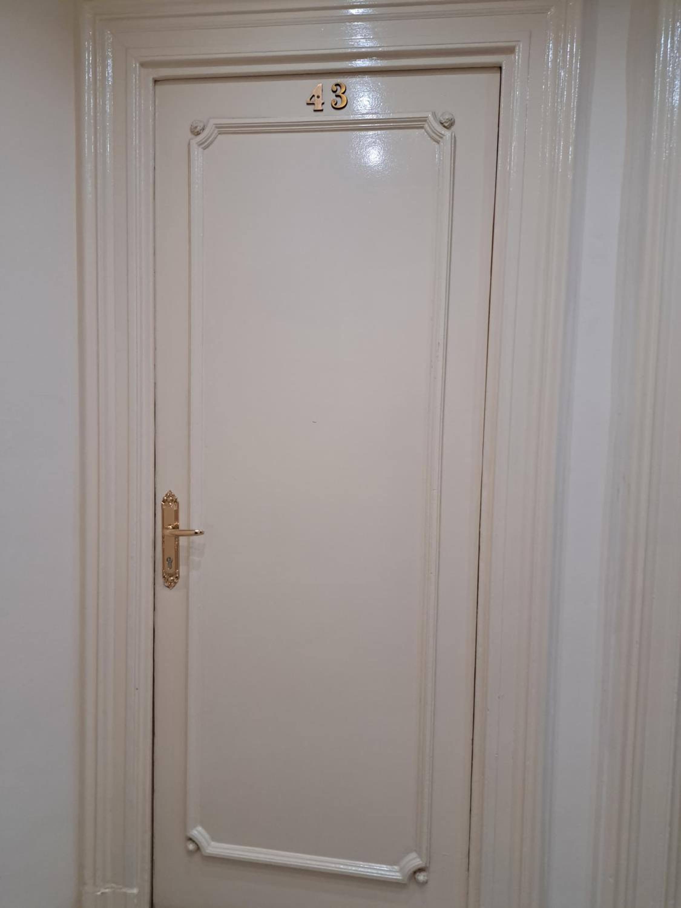 Deluxe Single Room with Balcony photo 2