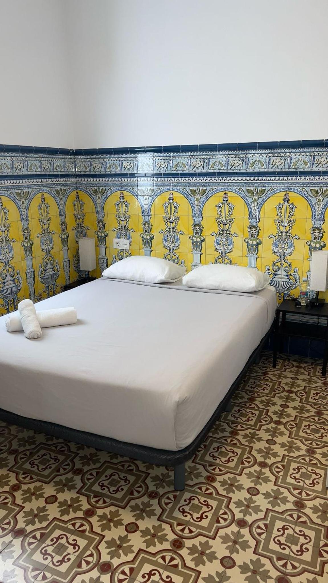 Double Room with Private Bathroom photo 2