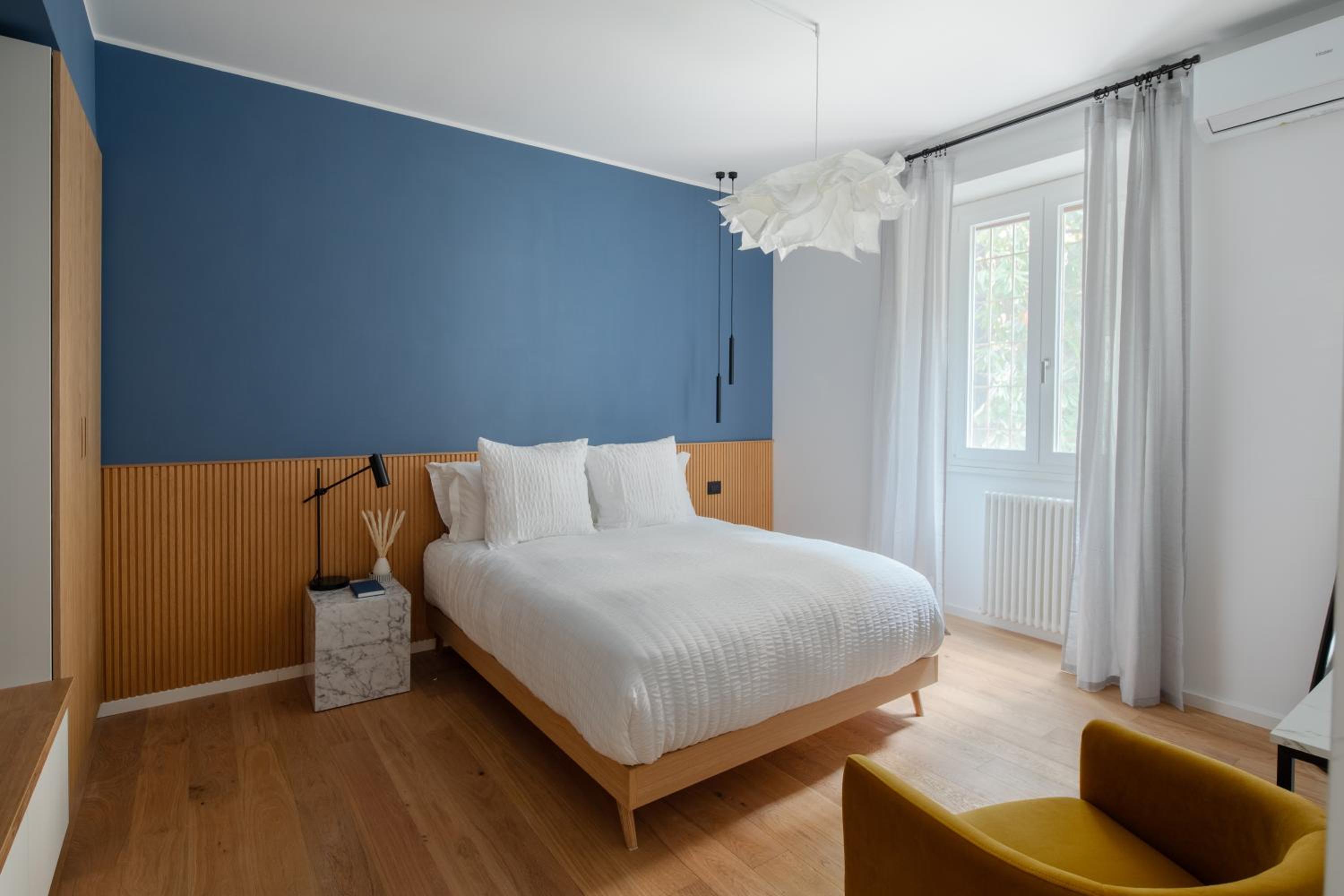 Superior One-Bedroom Apartment with Balcony