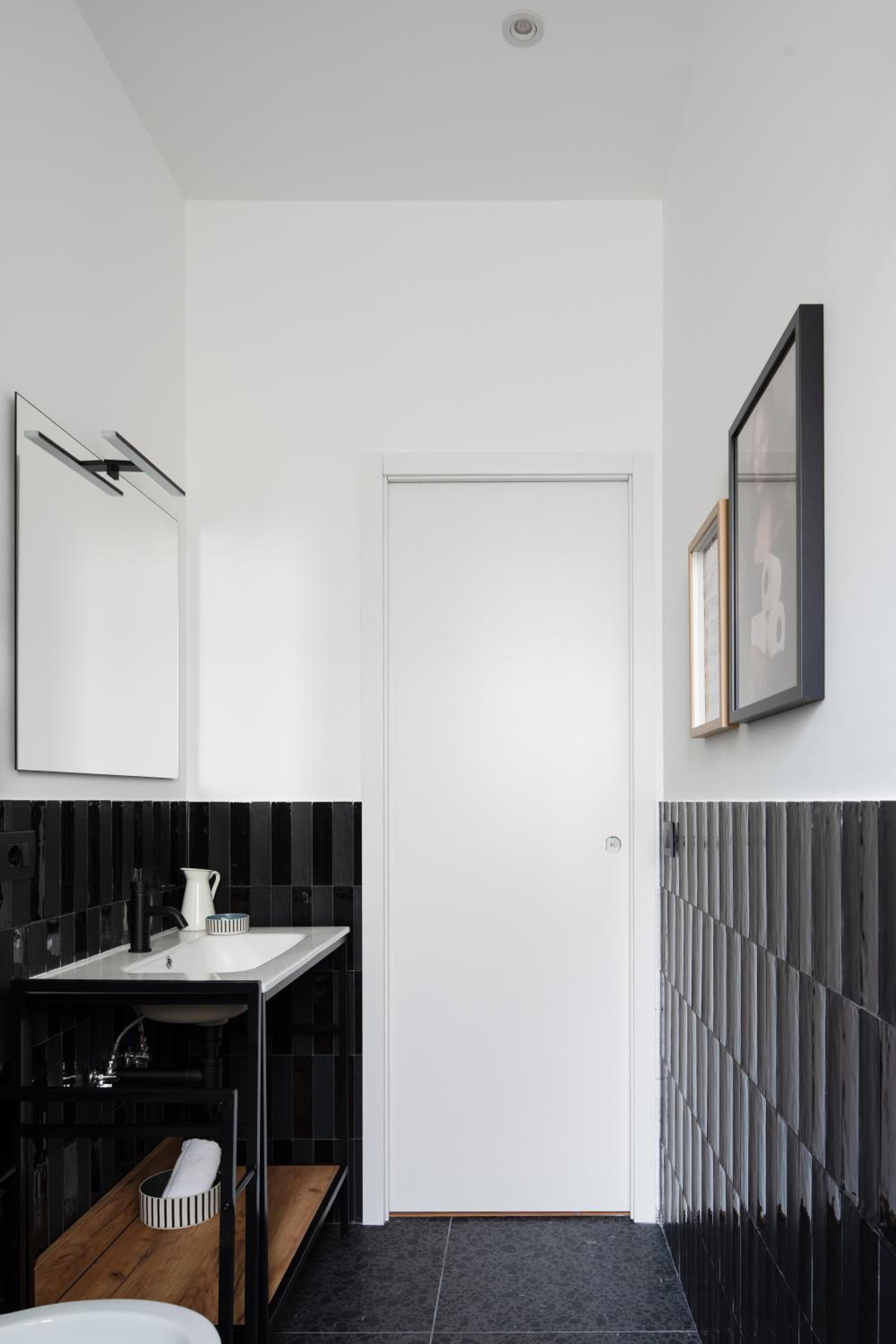 Superior One-Bedroom Apartment