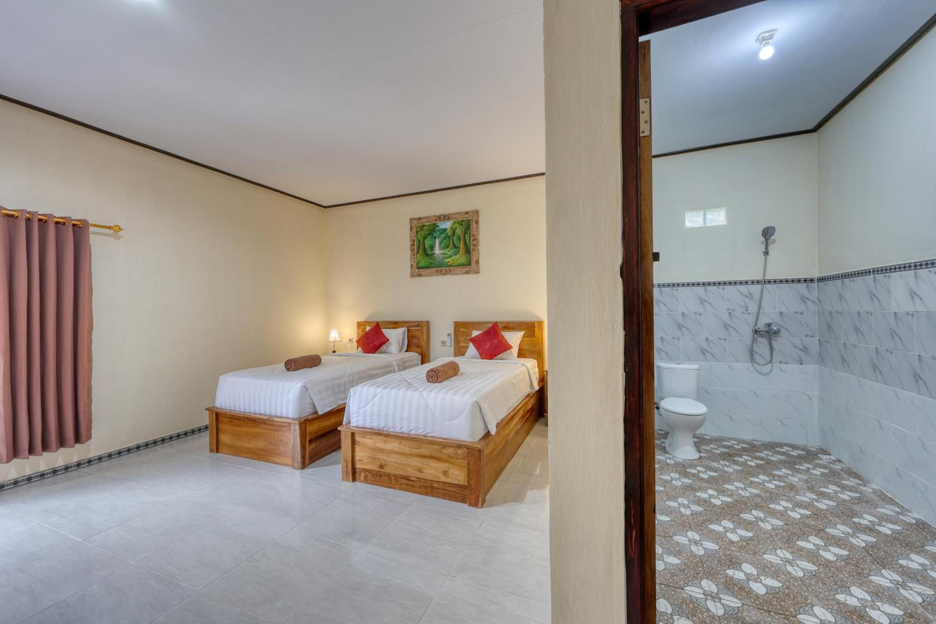 Twin Room - Photo 10