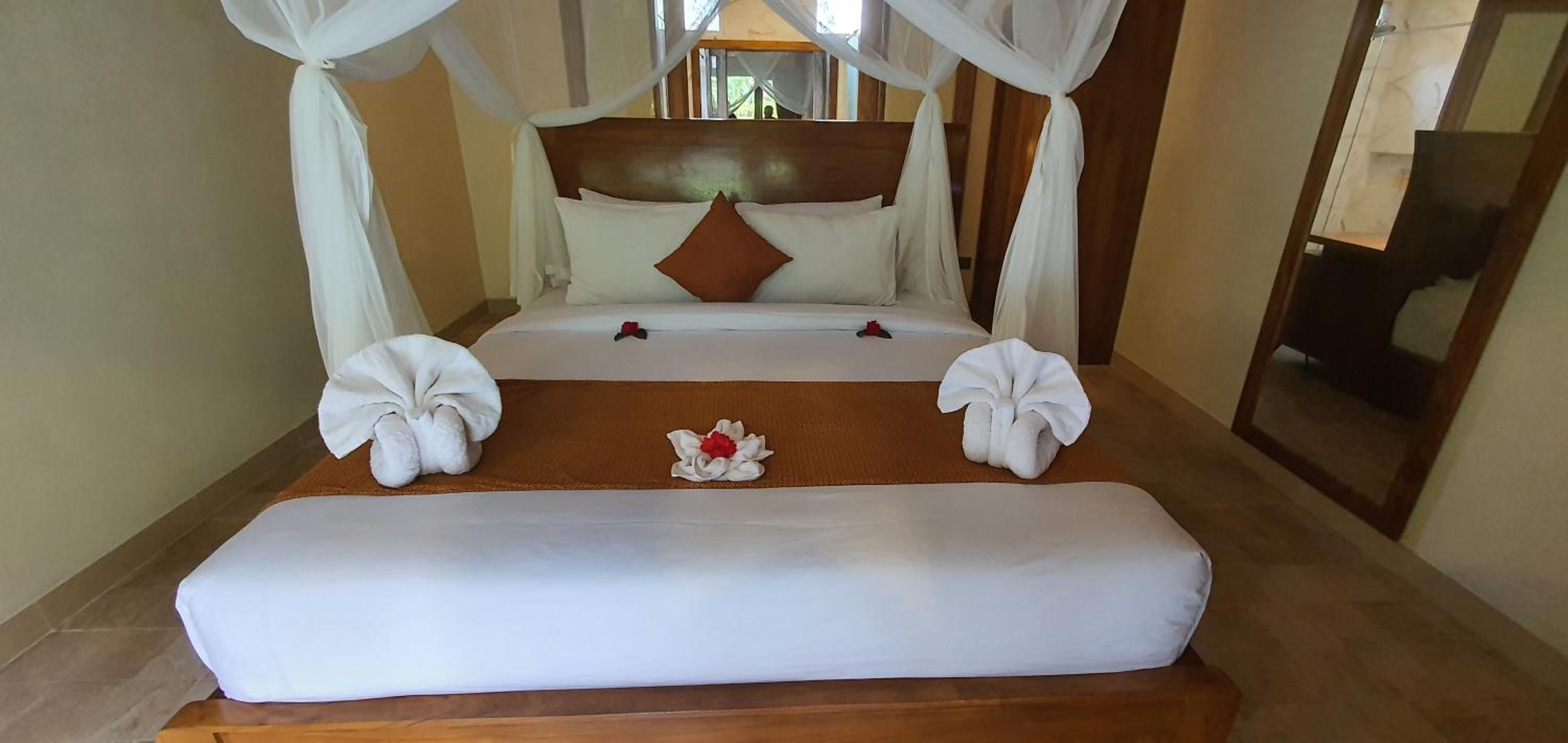 Two-Bedroom Villa - Photo 23