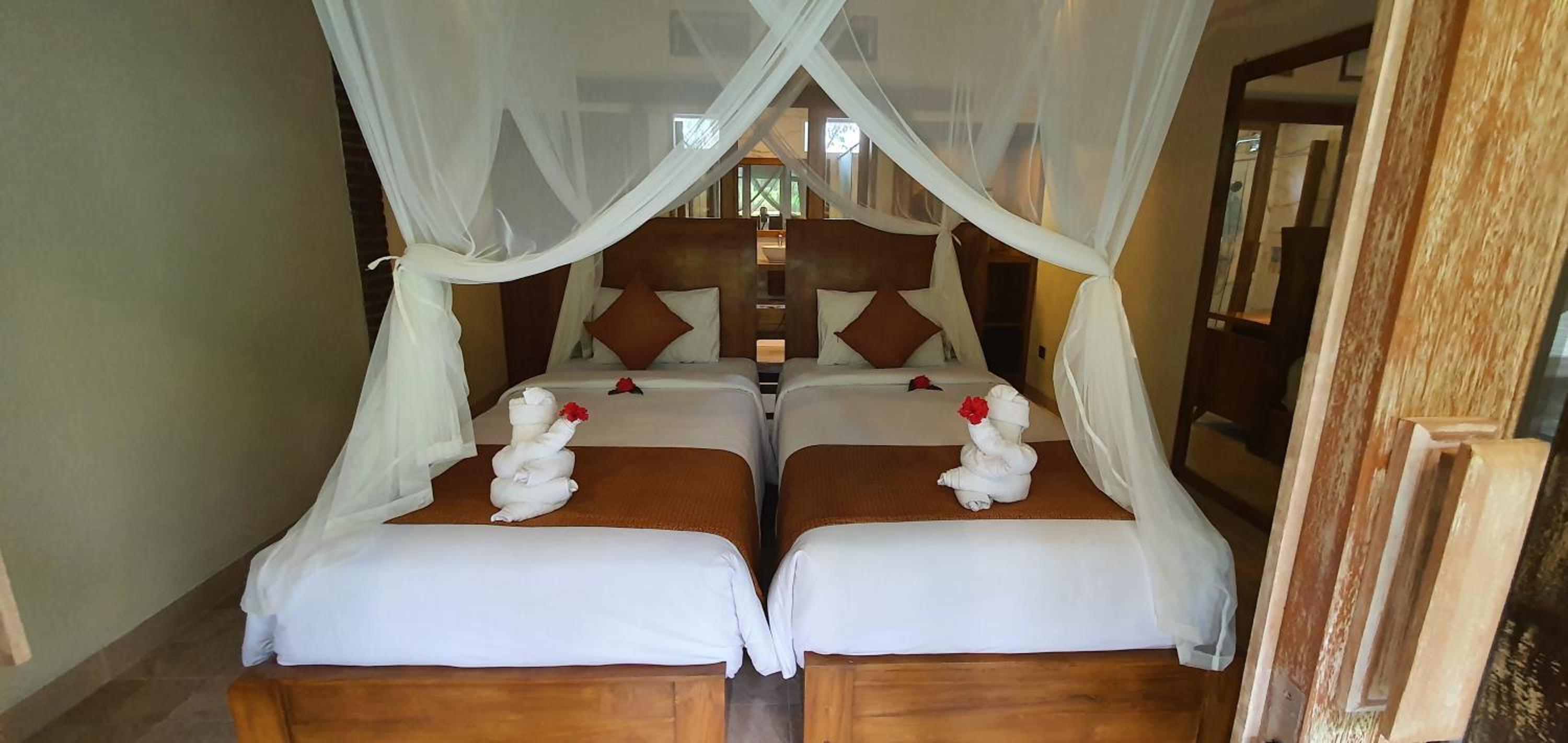 Two-Bedroom Villa - Photo 27