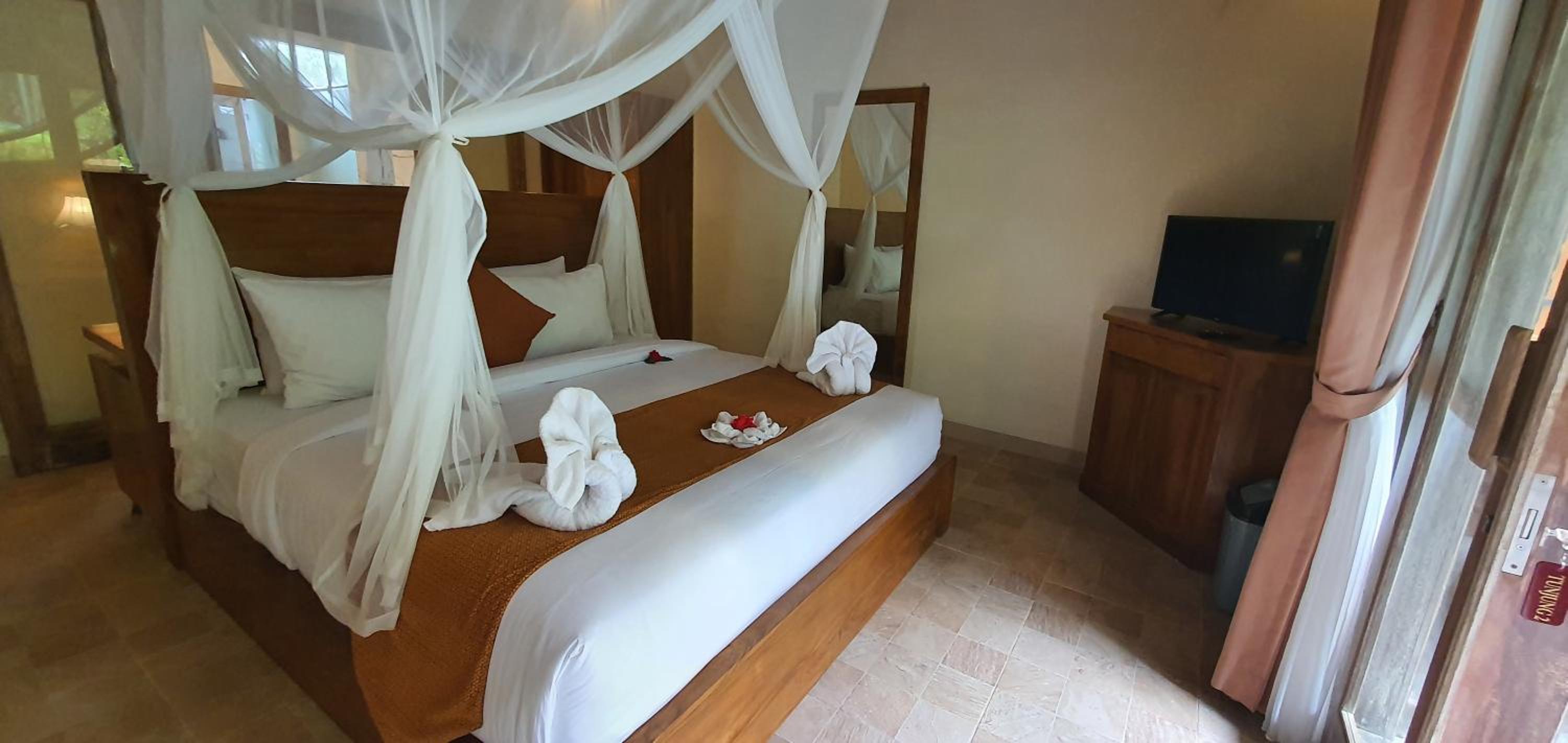 Two-Bedroom Villa - Photo 28