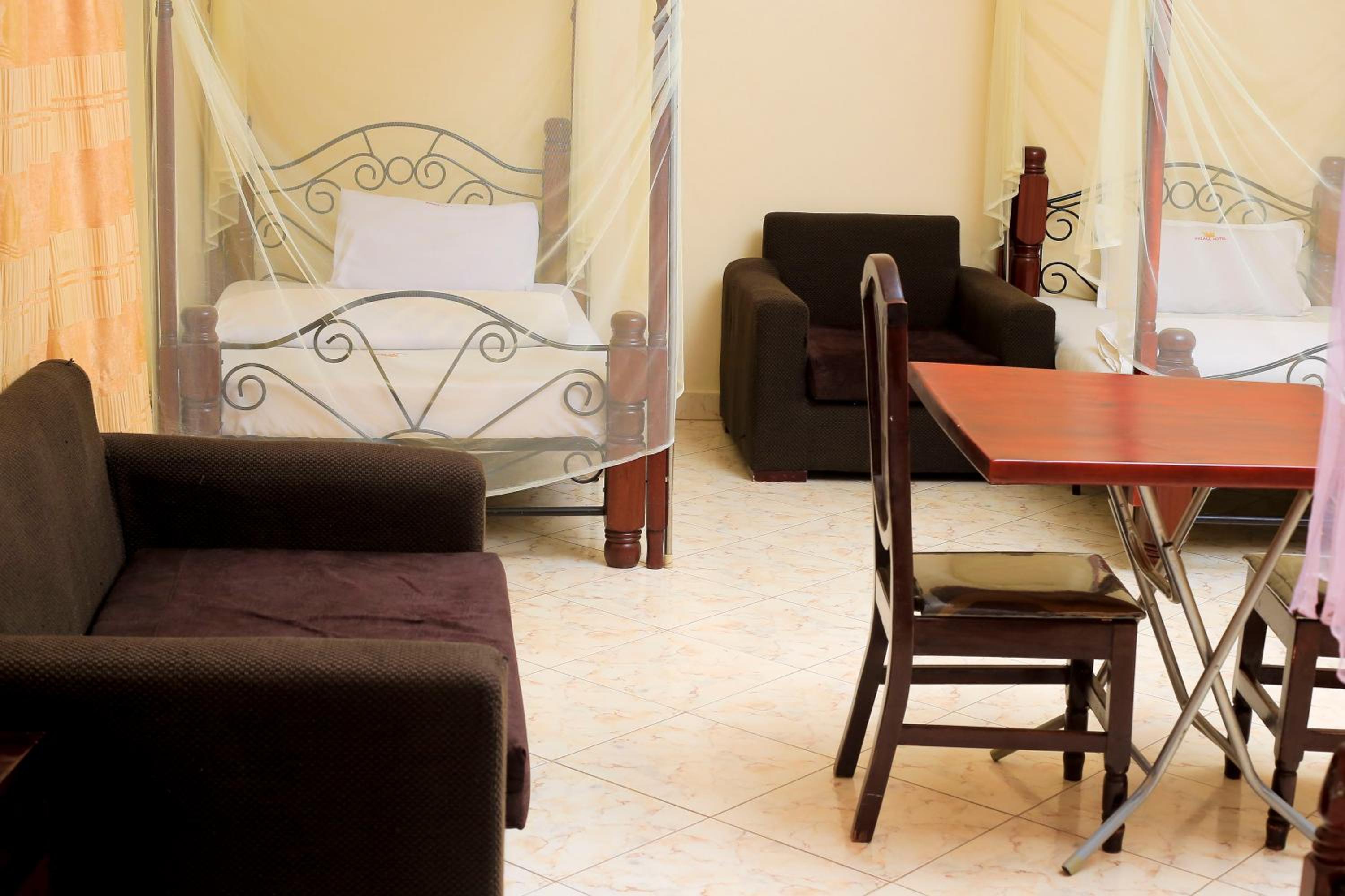 Deluxe Double or Twin Room photo 1