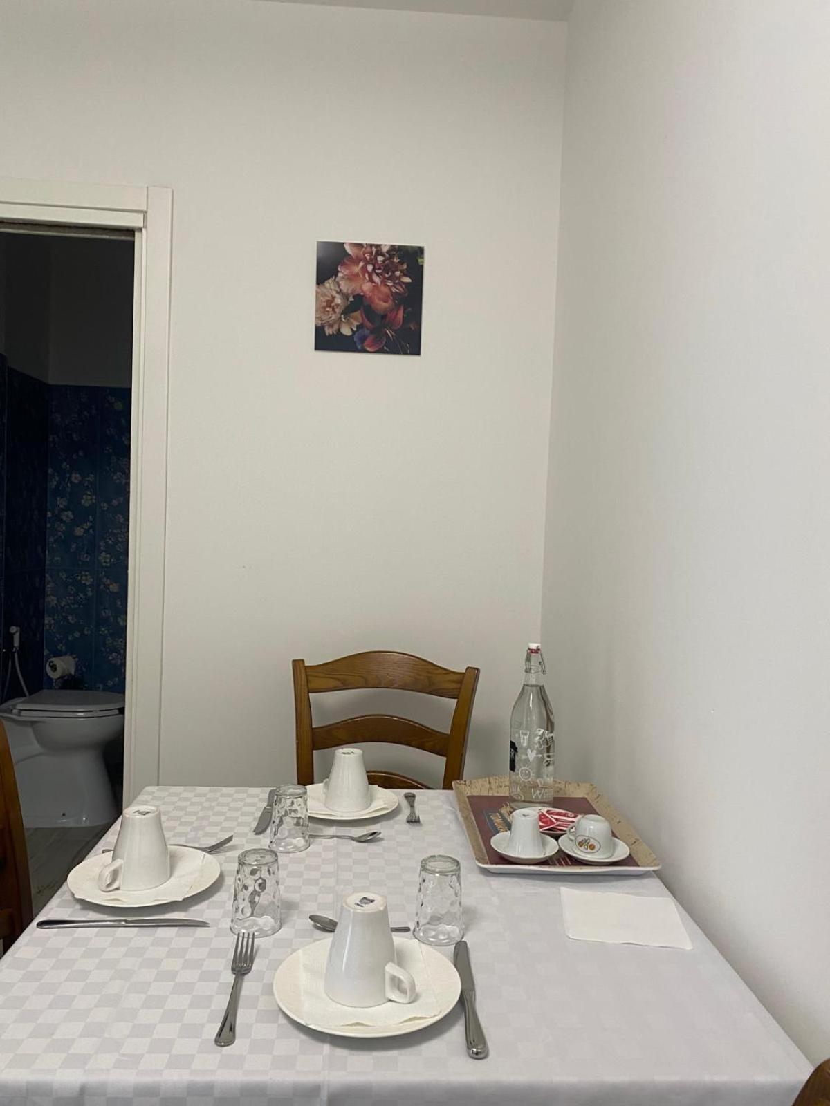 Double Room - Disability Access photo 2