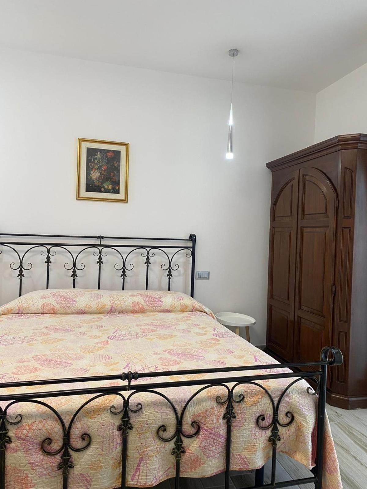 Double Room - Disability Access photo 3