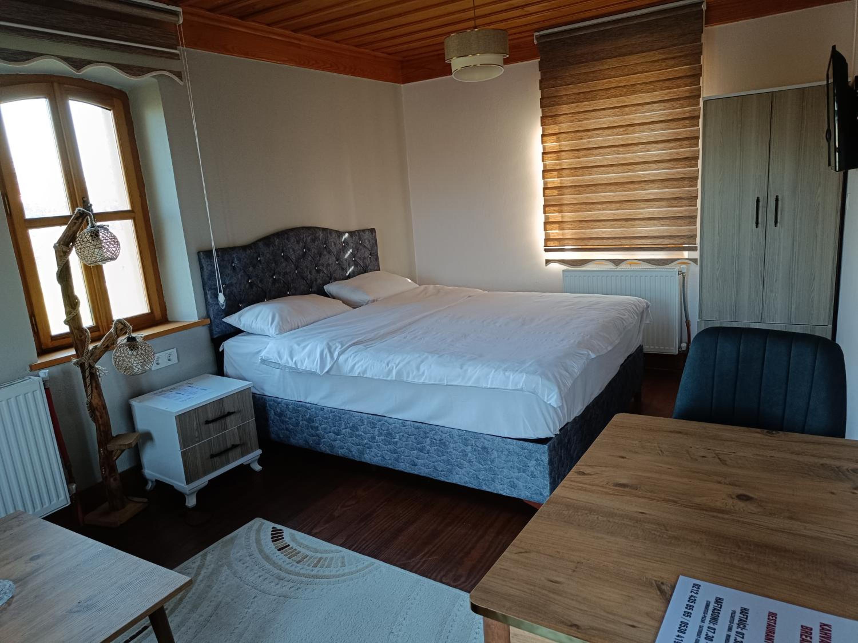 Large Double Room photo 1