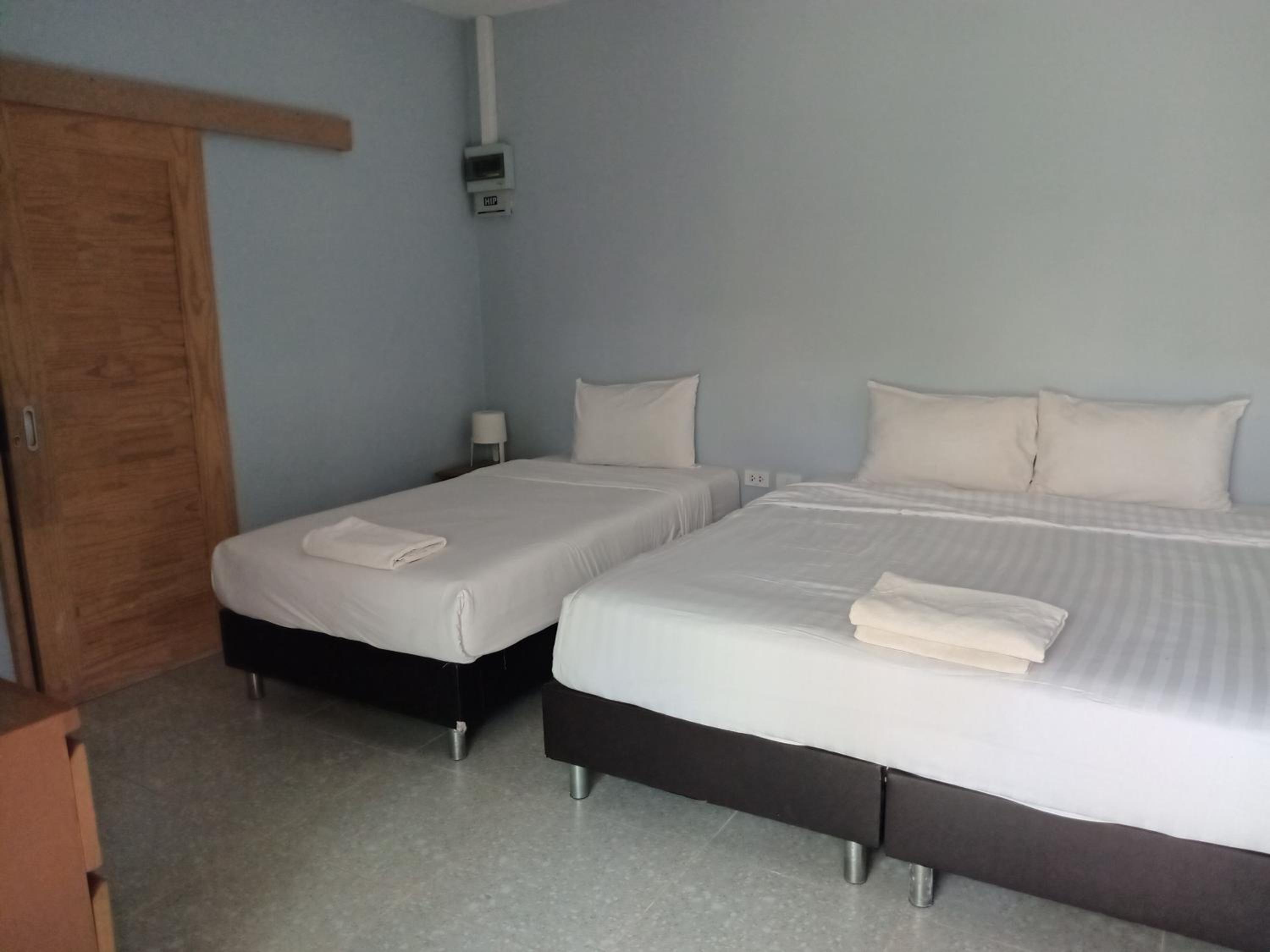 Deluxe Room - Photo 7
