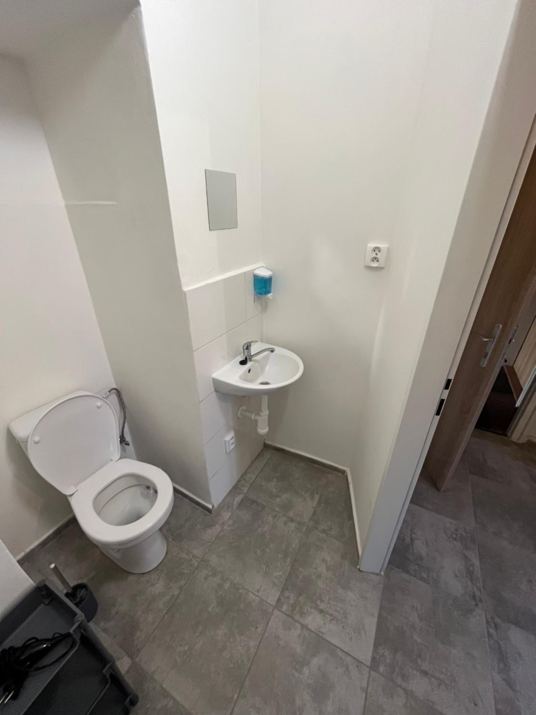 Apartment - Photo 9