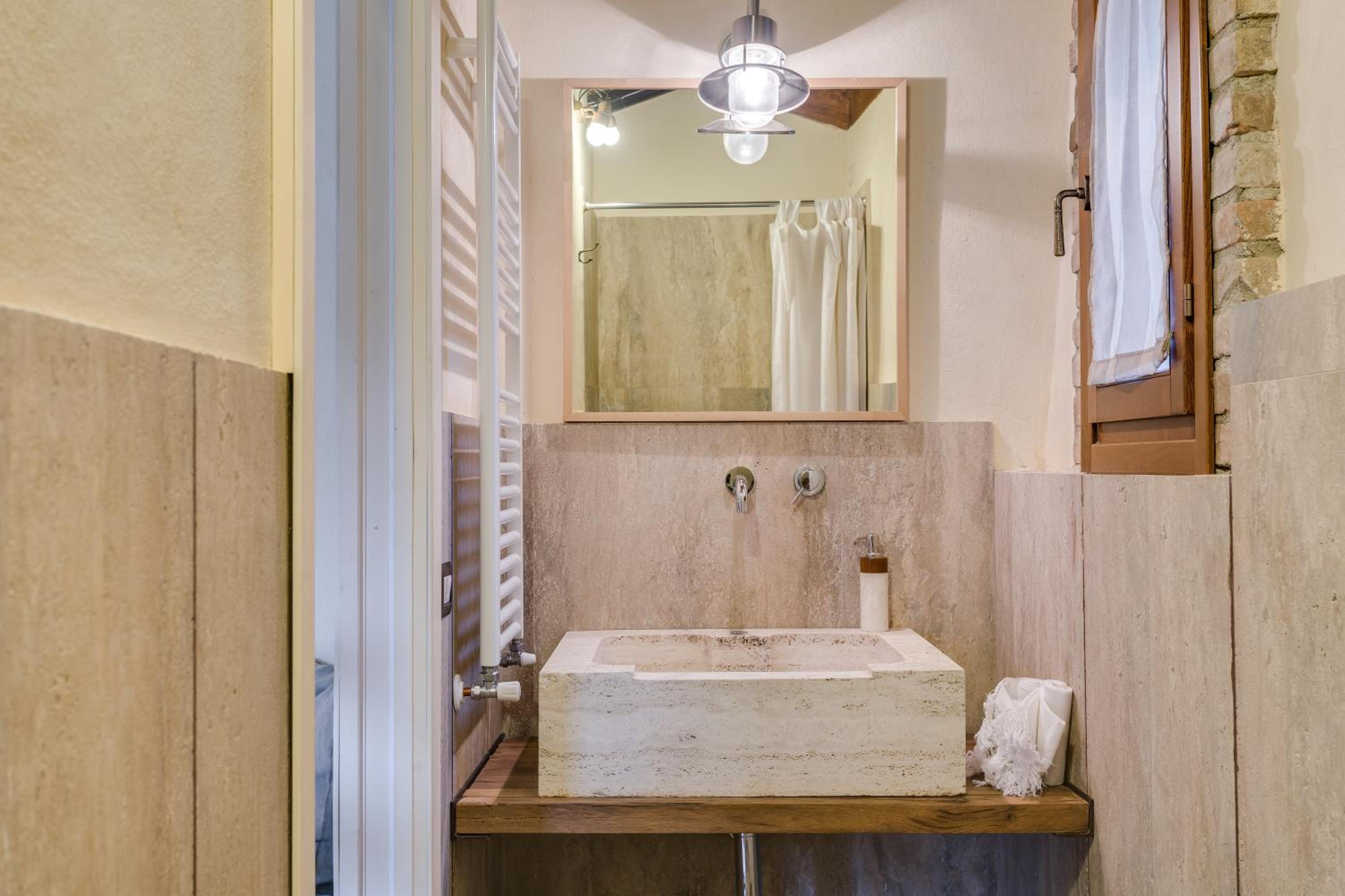 Studio Apartment photo 3
